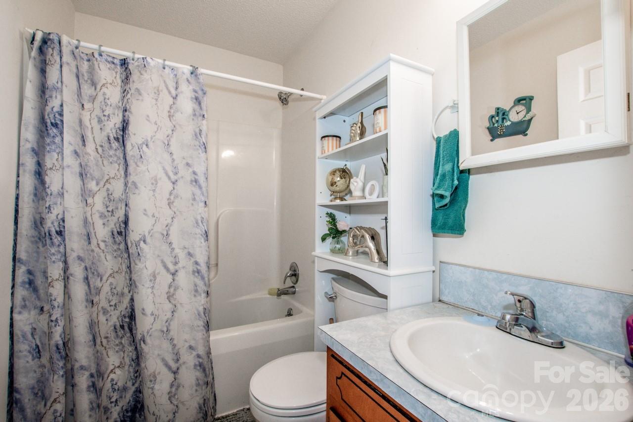 110 Joseph Lane Property Photo 15