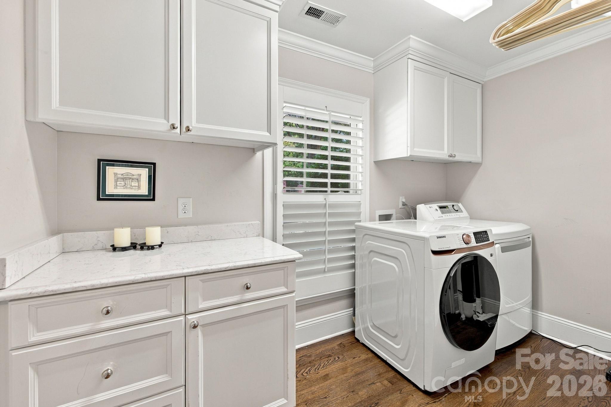 1901 Runnymede Lane Property Photo 19