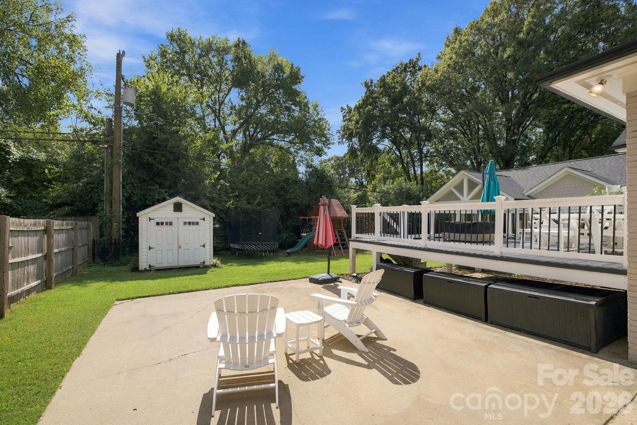 1901 Runnymede Lane Property Photo 31
