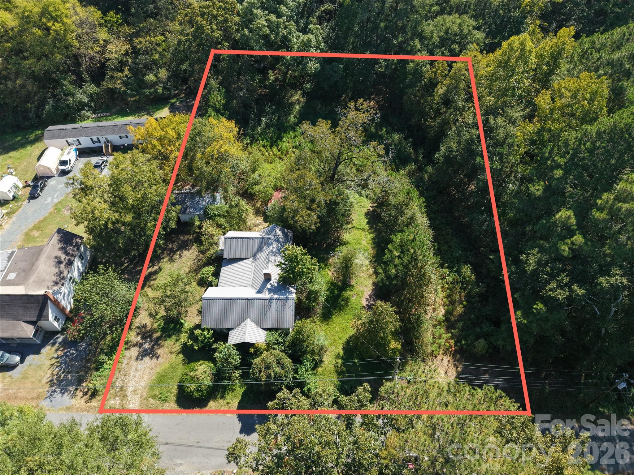 100 College Street Property Photo 1