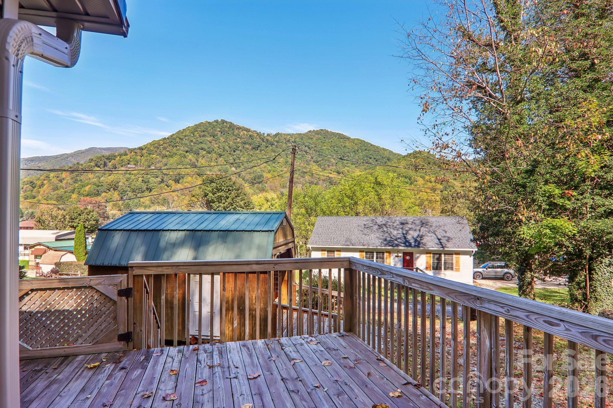 58 Leisure Lane Property Photo 4