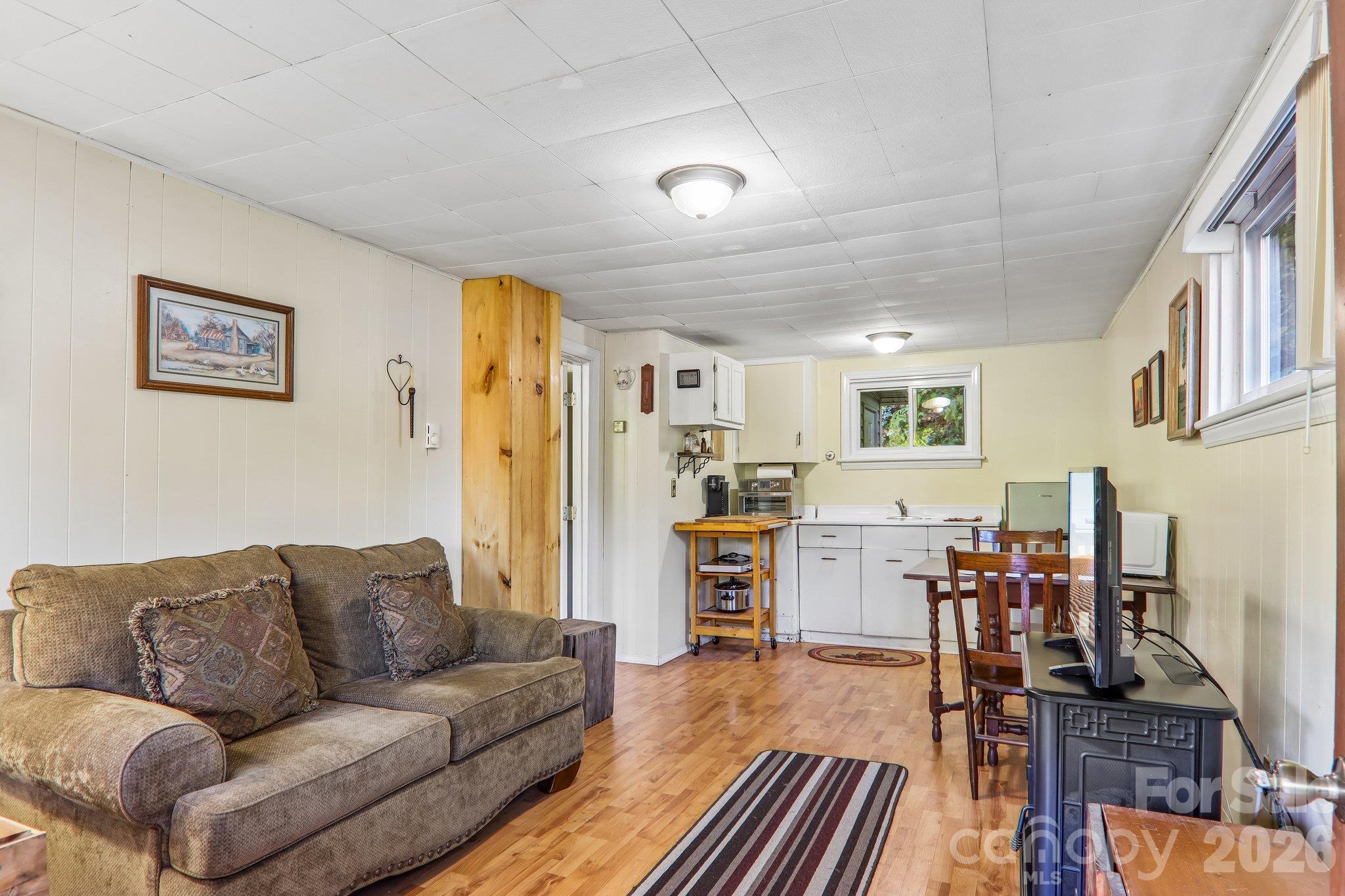 58 Leisure Lane Property Photo 9