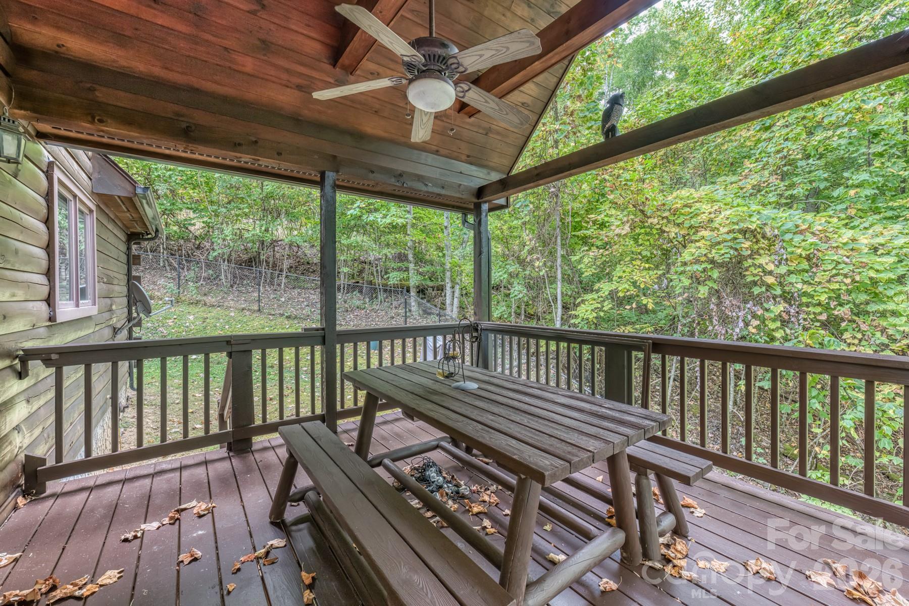 610 Amber Drive Property Photo 42
