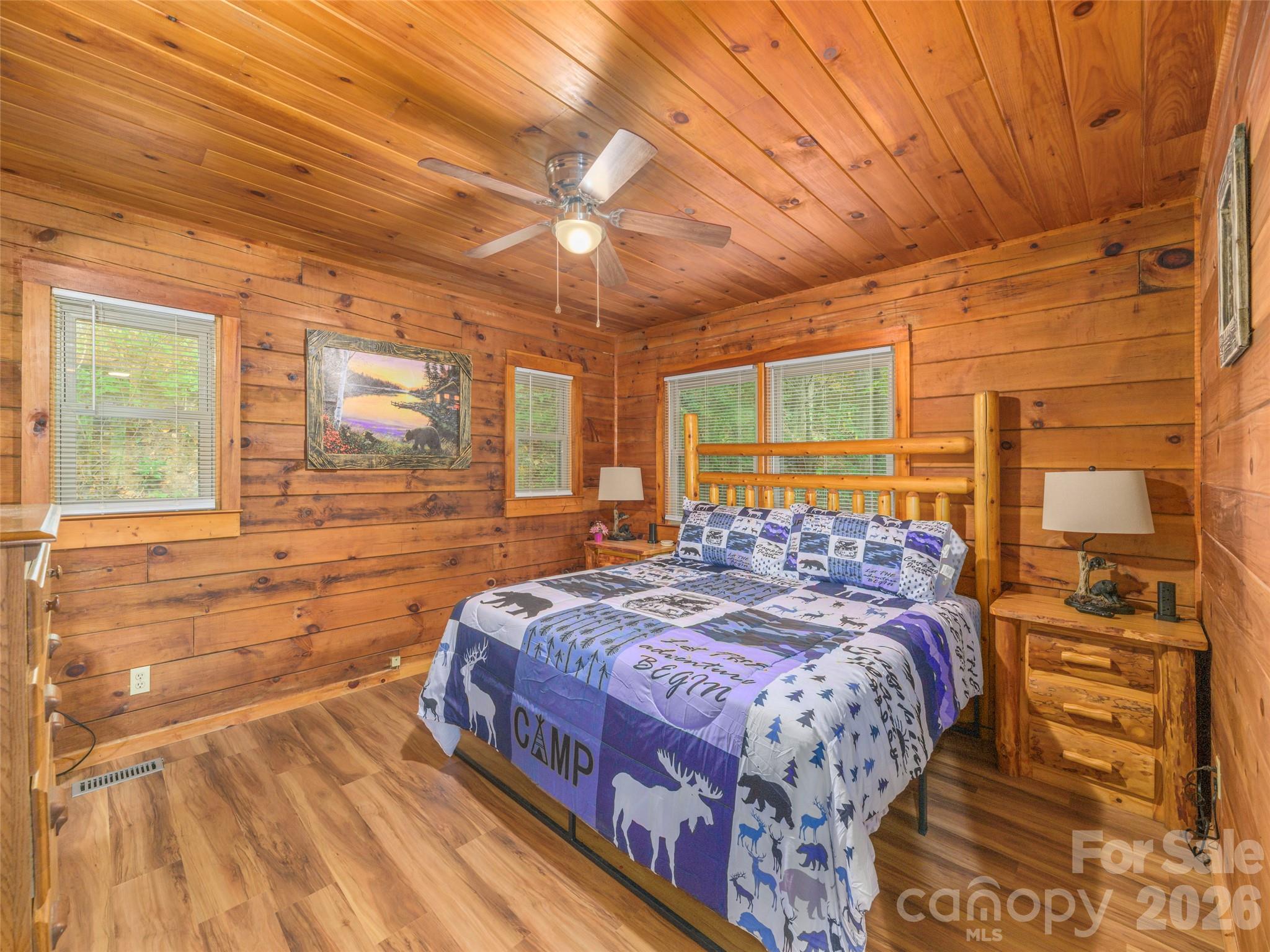 250 Creekside Drive Property Photo 15