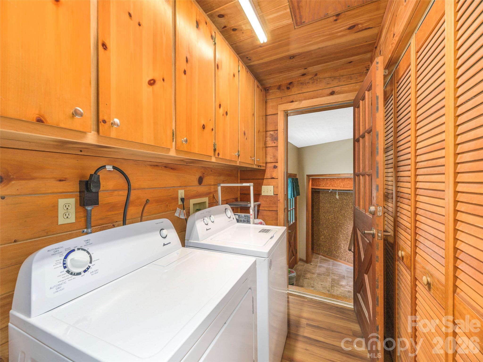 250 Creekside Drive Property Photo 19