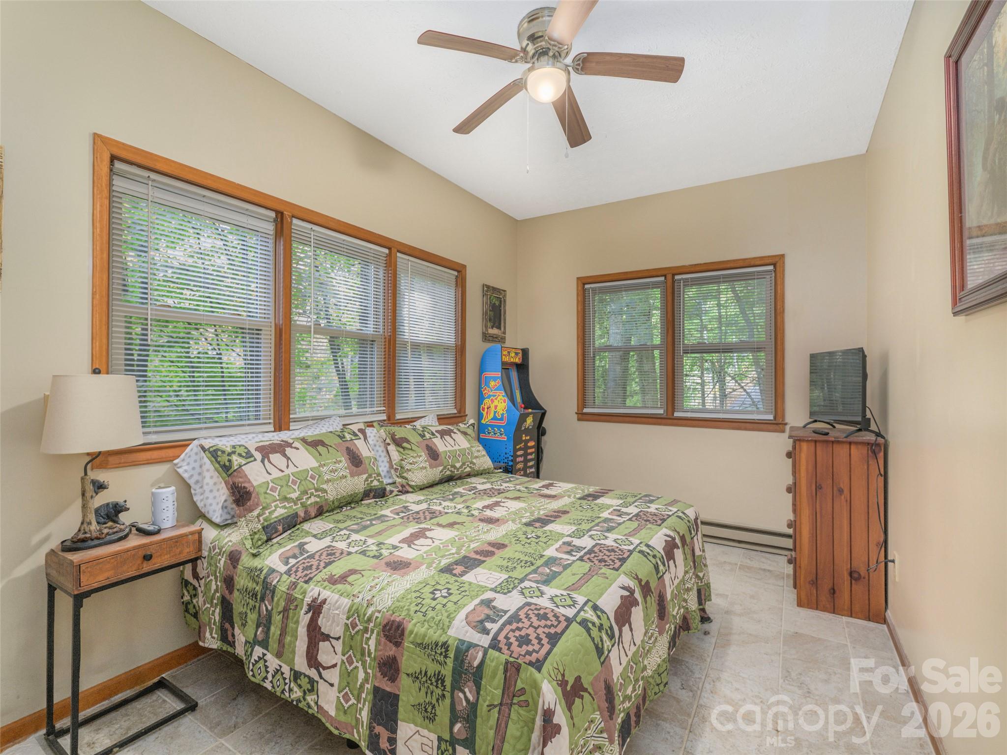 250 Creekside Drive Property Photo 21