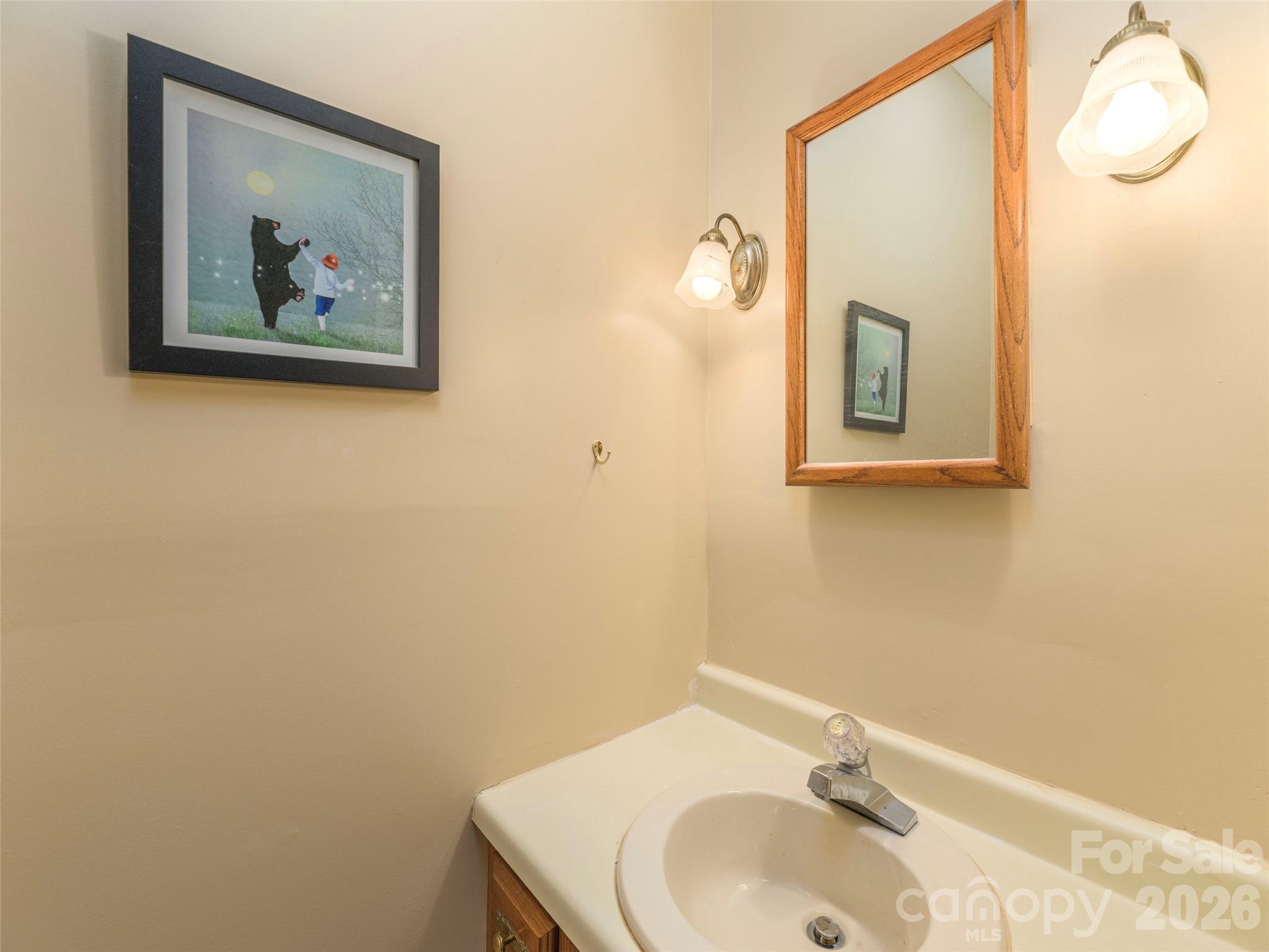 250 Creekside Drive Property Photo 22
