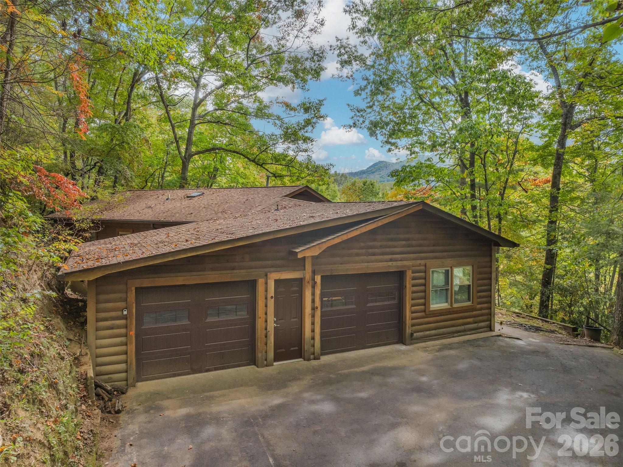 250 Creekside Drive Property Photo 29