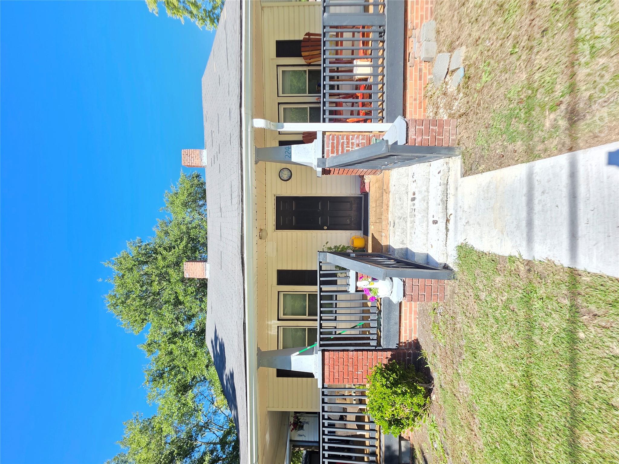 224 Godfrey Street Property Photo 1