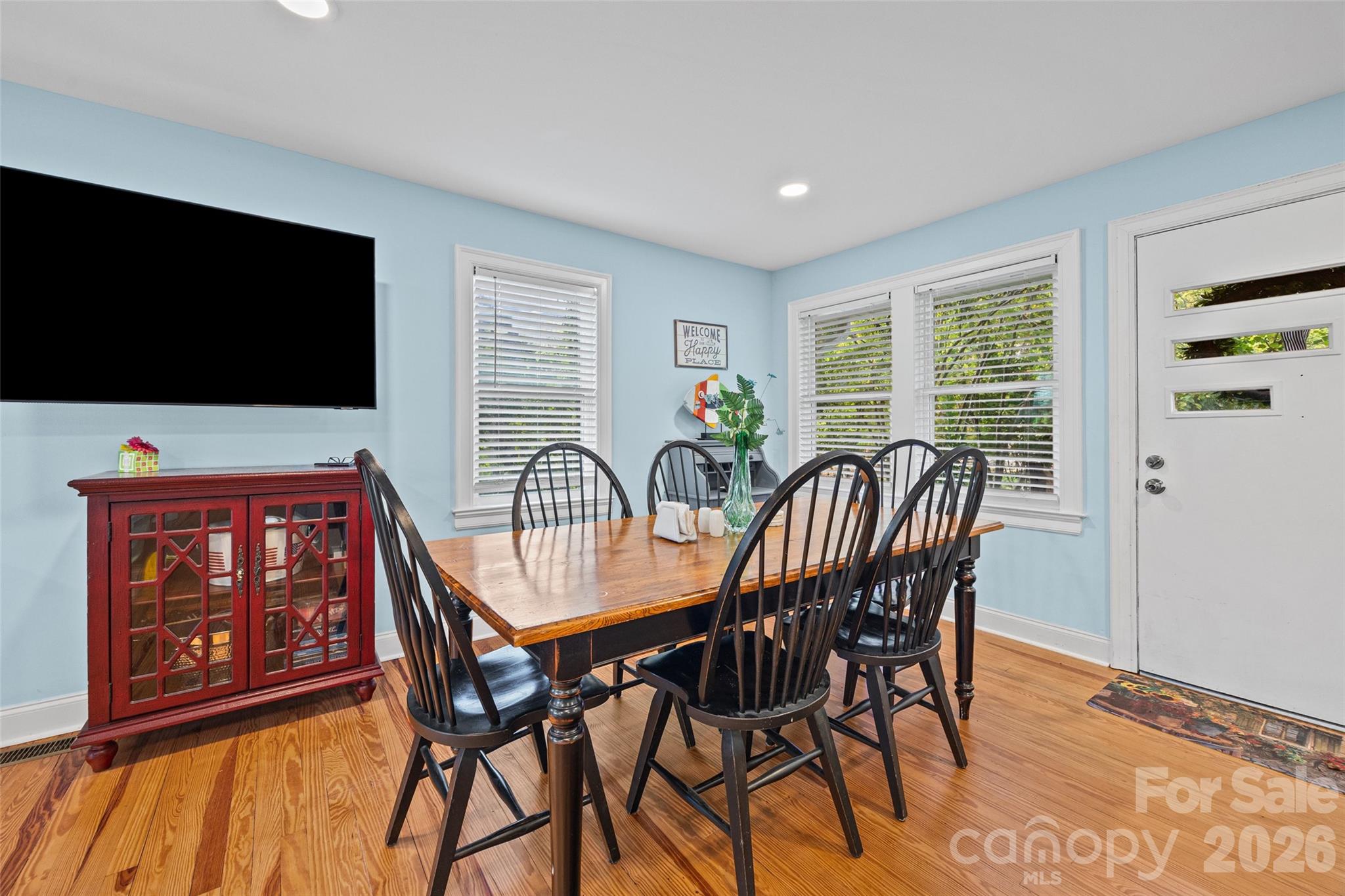 1544 Springpoint Road Property Photo 8
