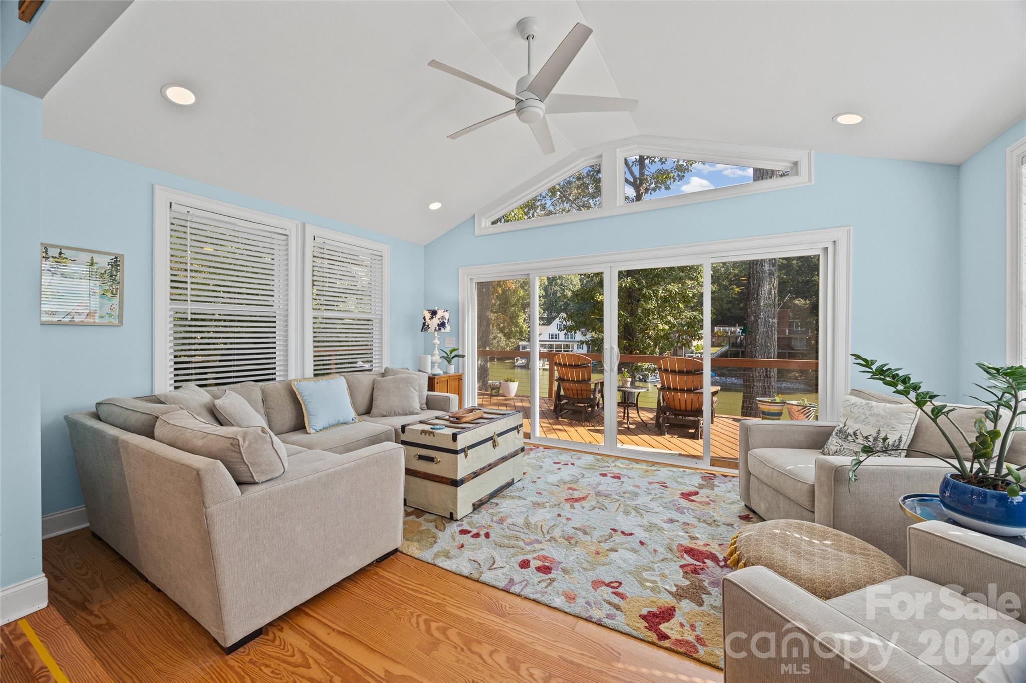 1544 Springpoint Road Property Photo 14
