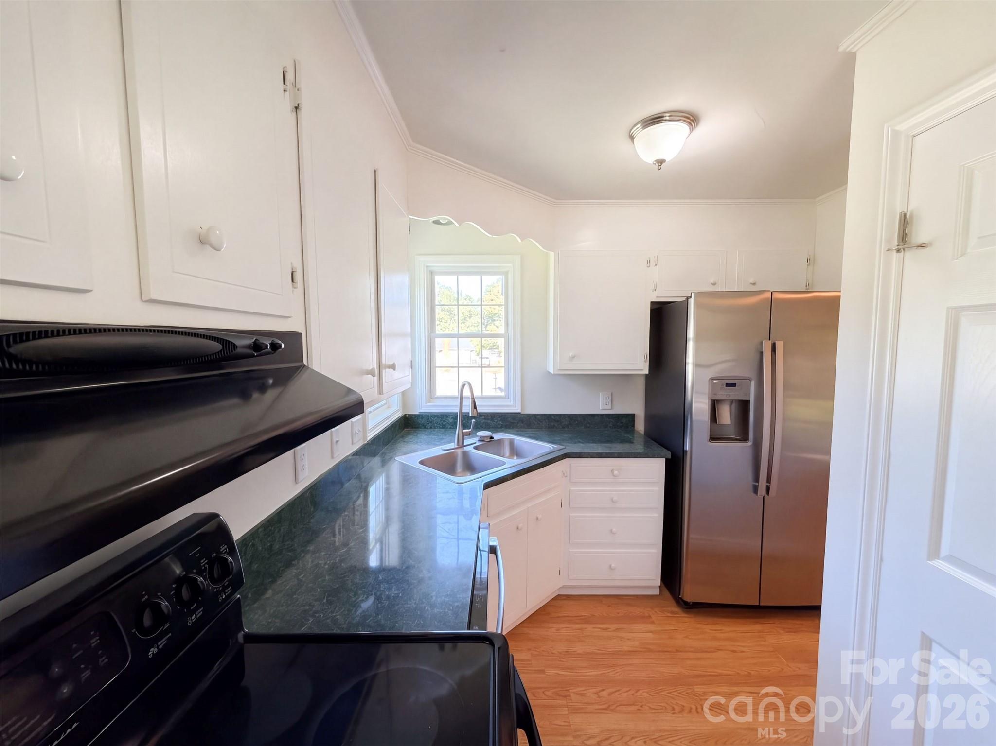 1815 Gray Bark Drive Property Photo 6