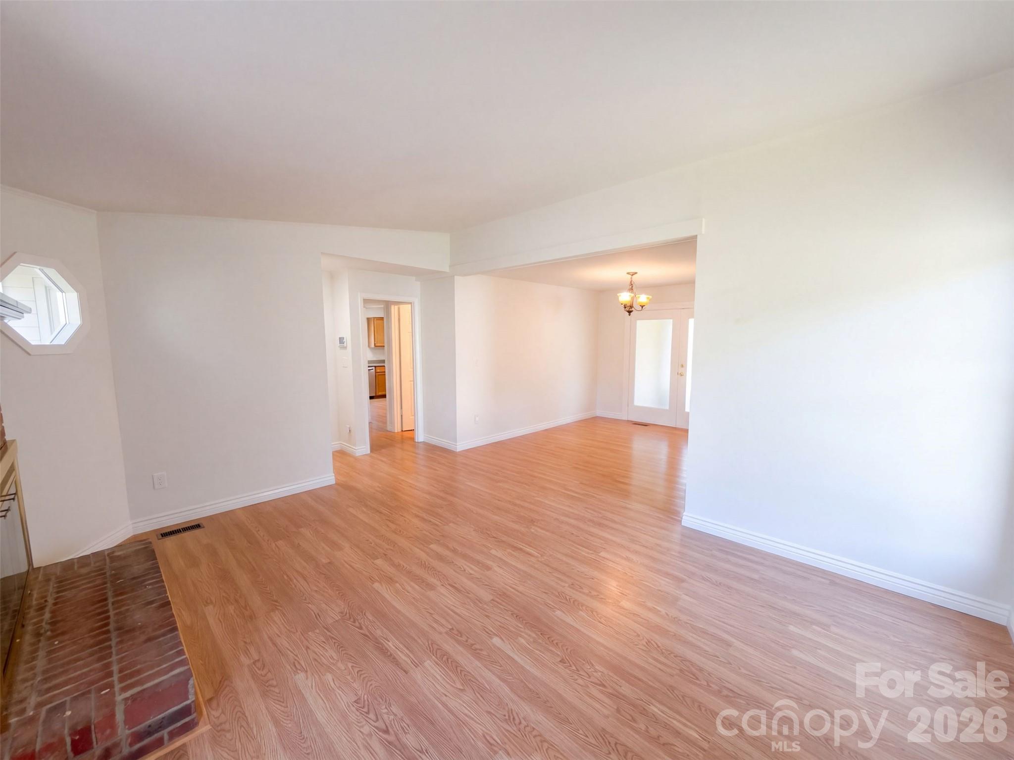 1815 Gray Bark Drive Property Photo 8
