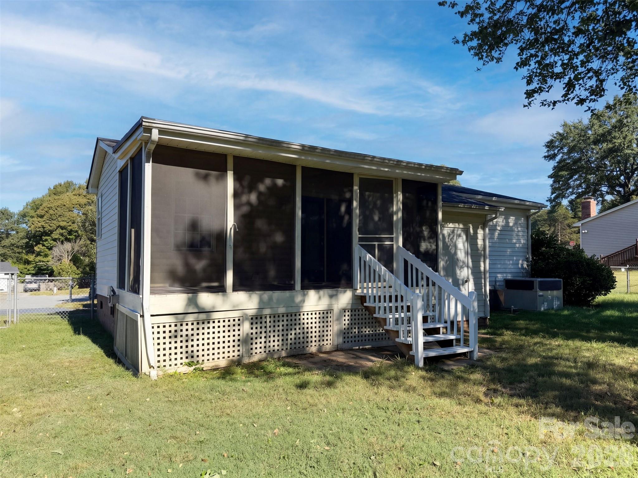 1815 Gray Bark Drive Property Photo 22