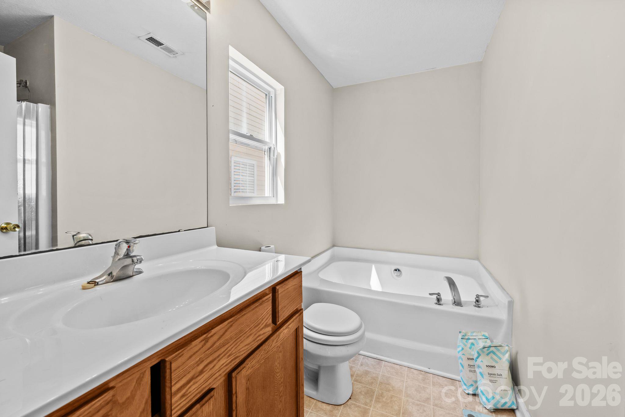 2636 Cochrane Drive Property Photo 13