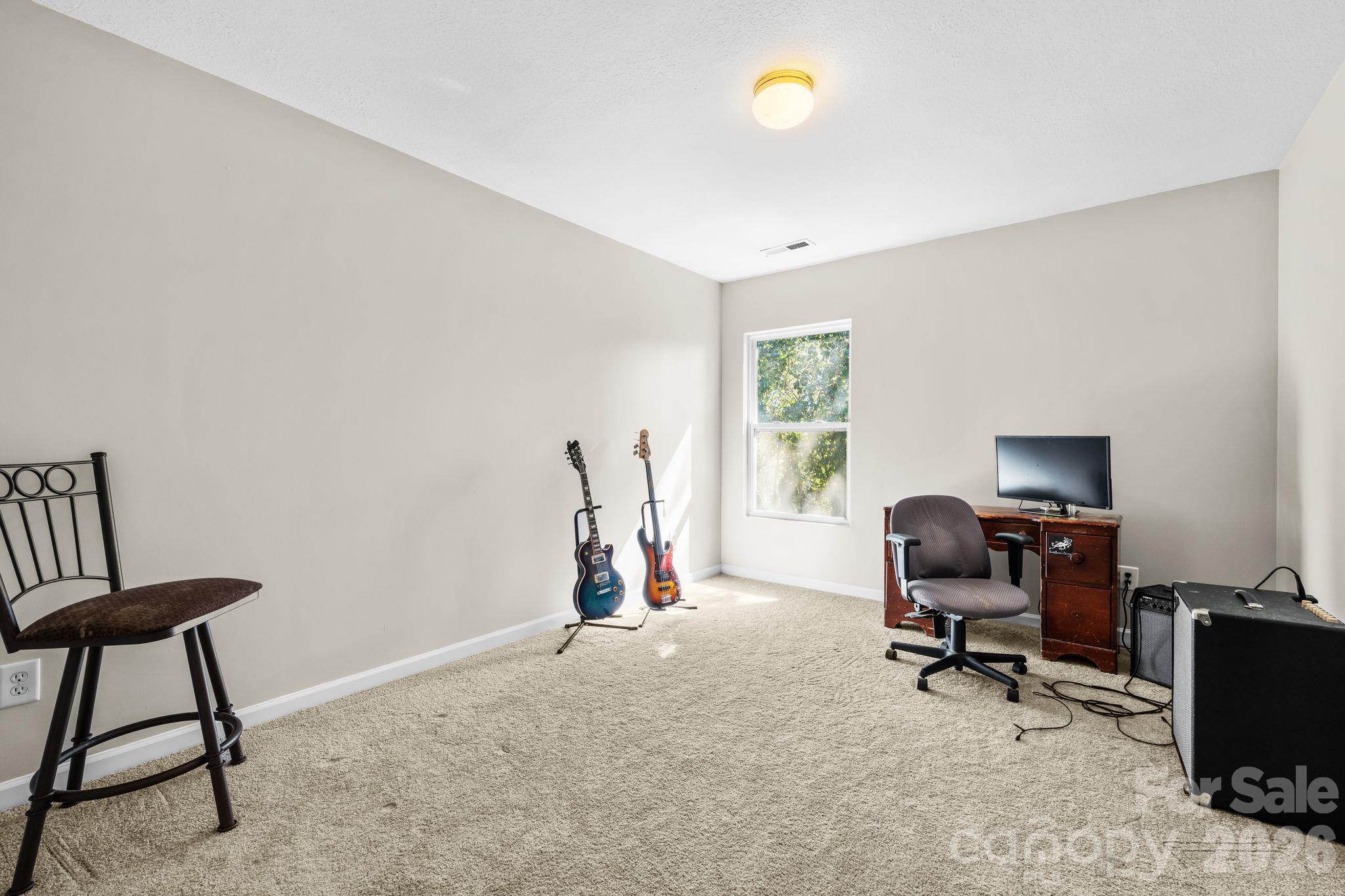 2636 Cochrane Drive Property Photo 18