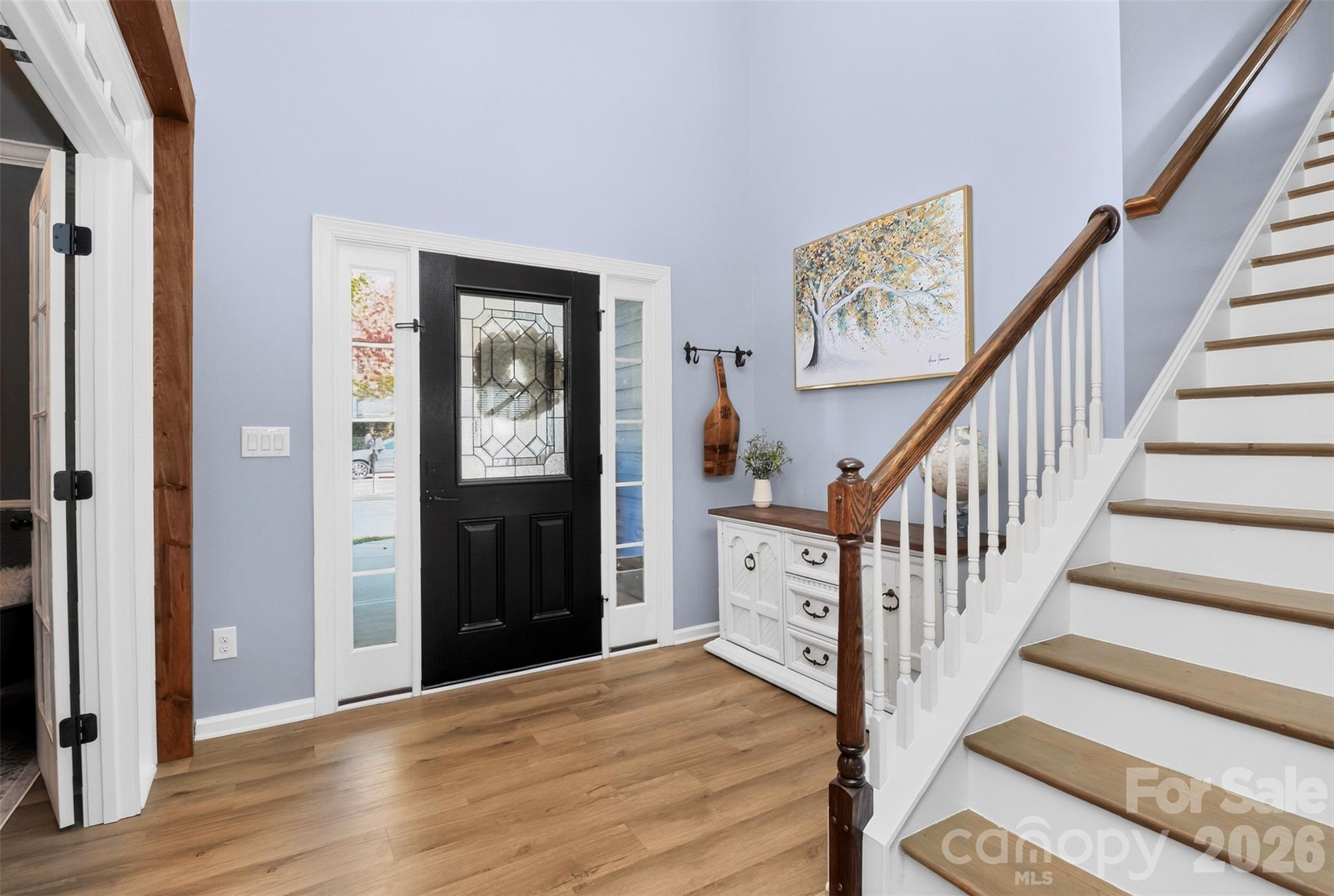 10140 Falling Leaf Drive Property Photo 6