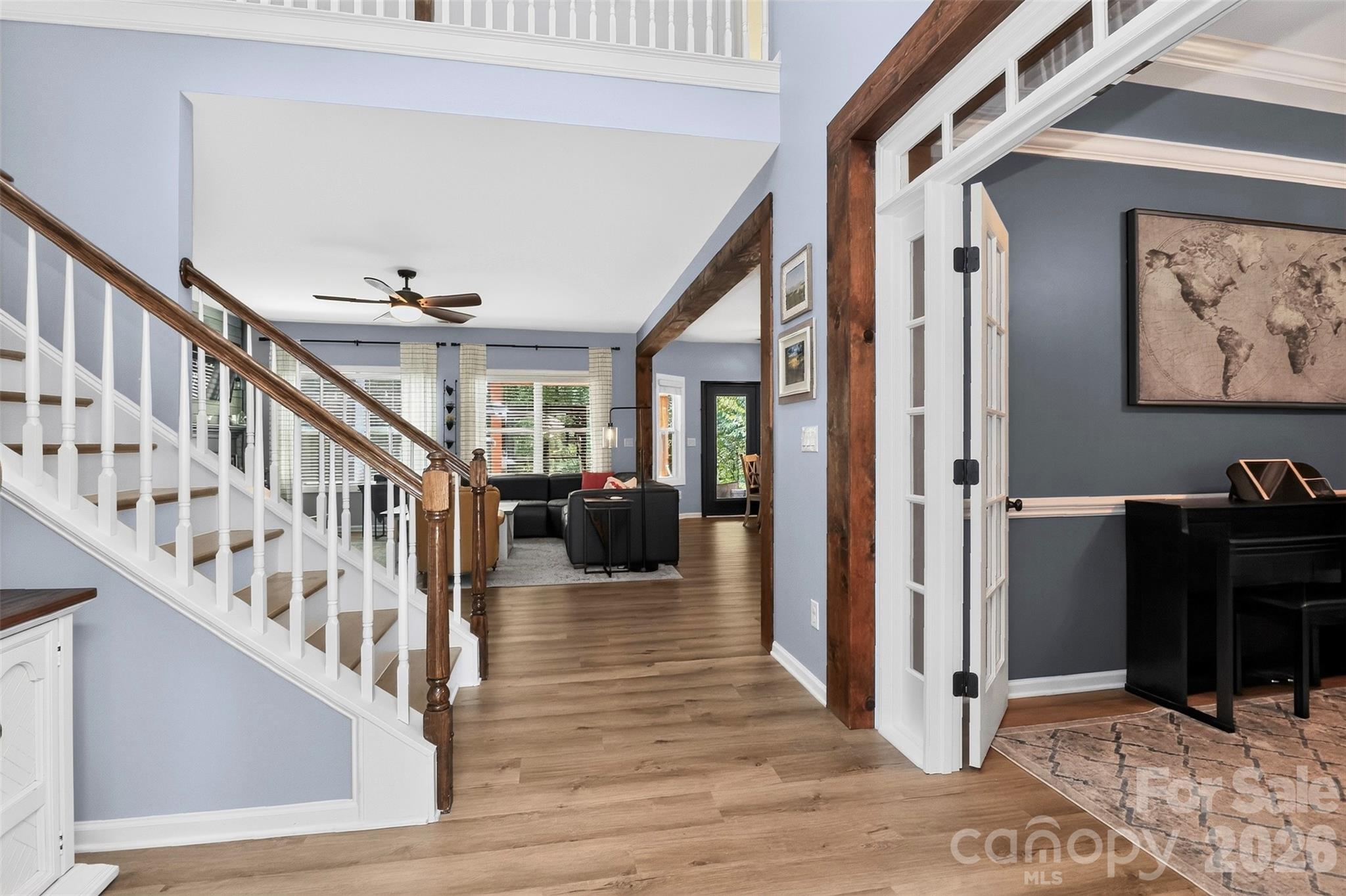 10140 Falling Leaf Drive Property Photo 7