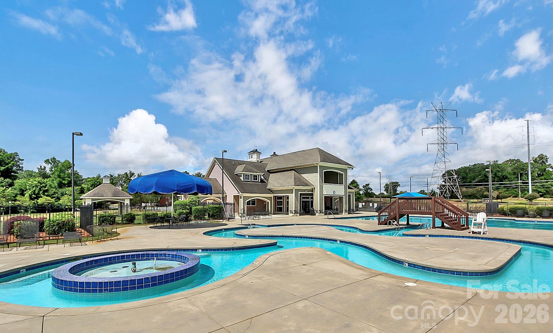10140 Falling Leaf Drive Property Photo 35