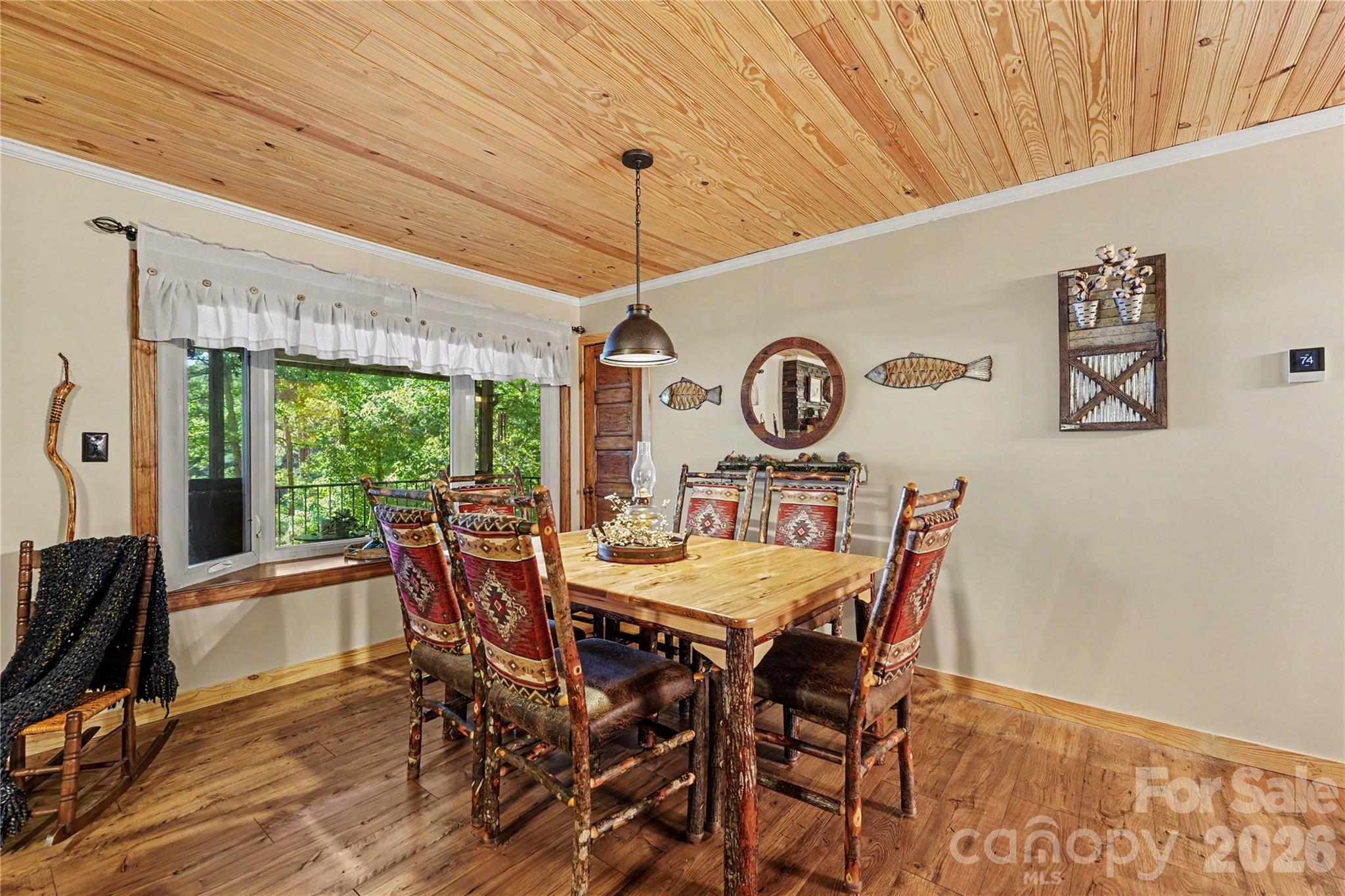 1041 Emerald Shores Road Property Photo 11