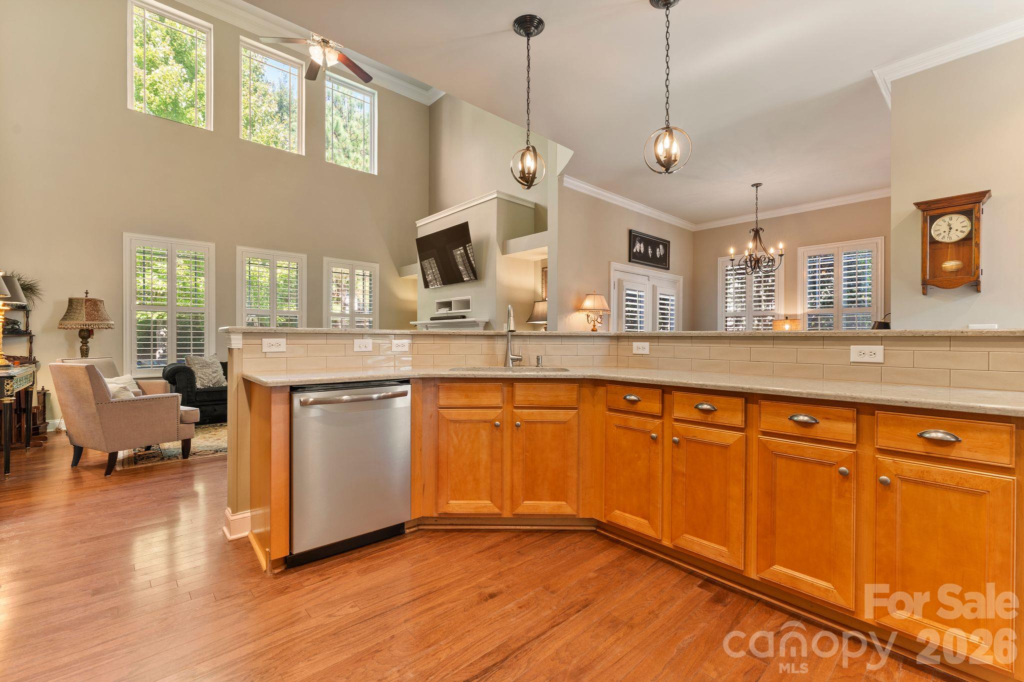 8011 Cottsbrooke Drive Property Photo 13