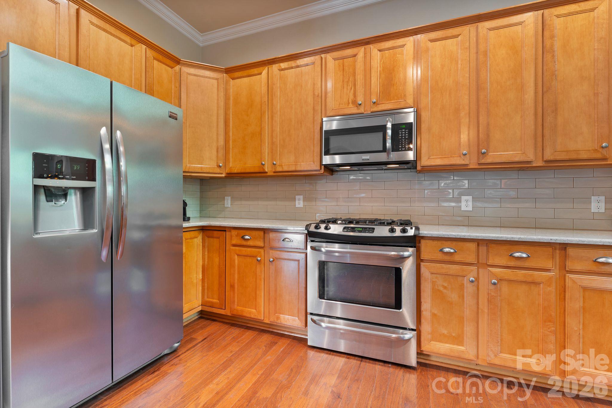 8011 Cottsbrooke Drive Property Photo 14