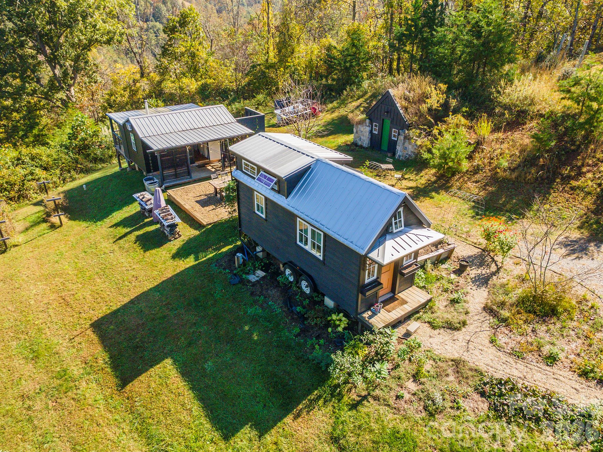 411 Magnolia Lane Property Photo 4