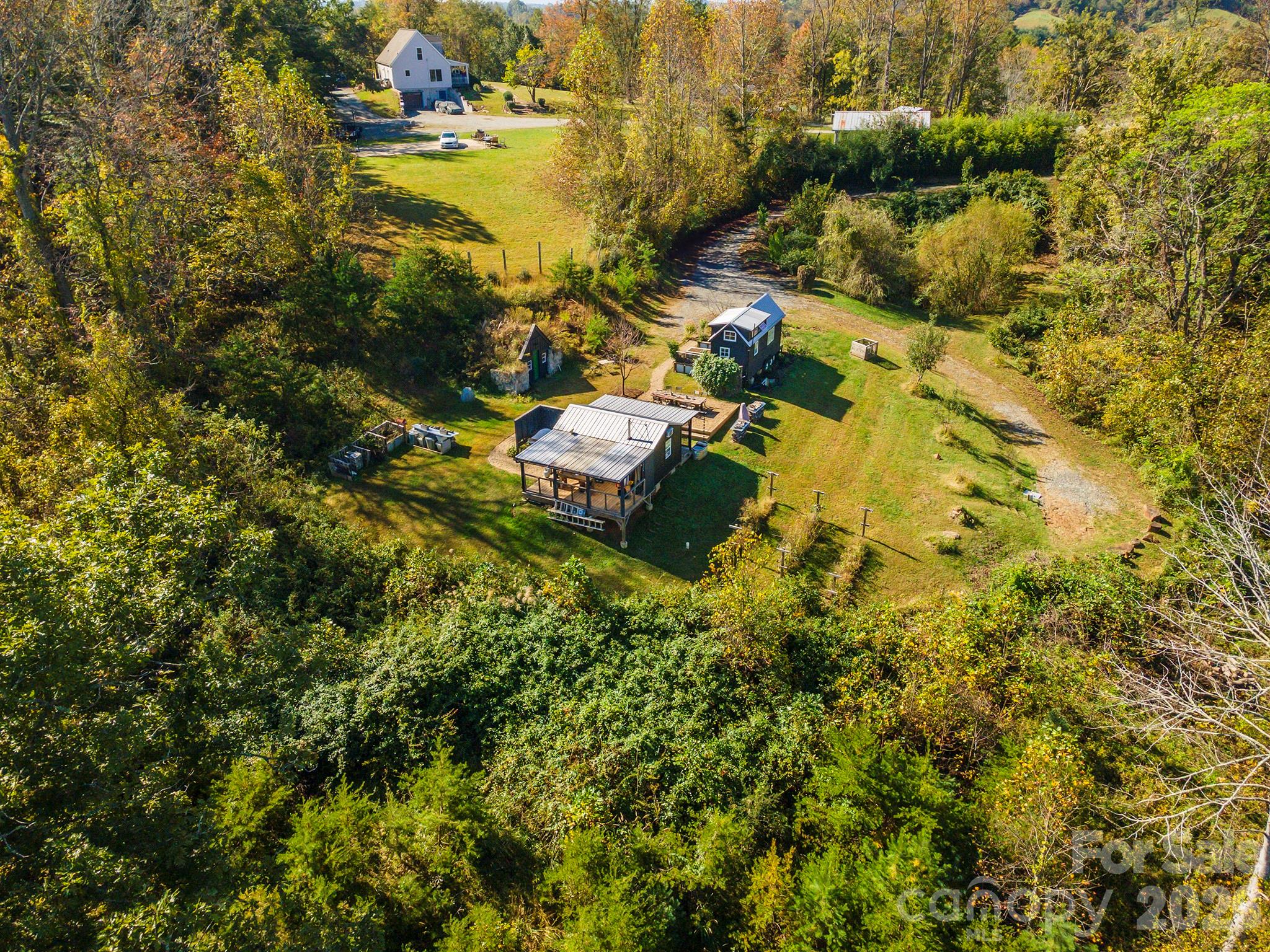 411 Magnolia Lane Property Photo 5