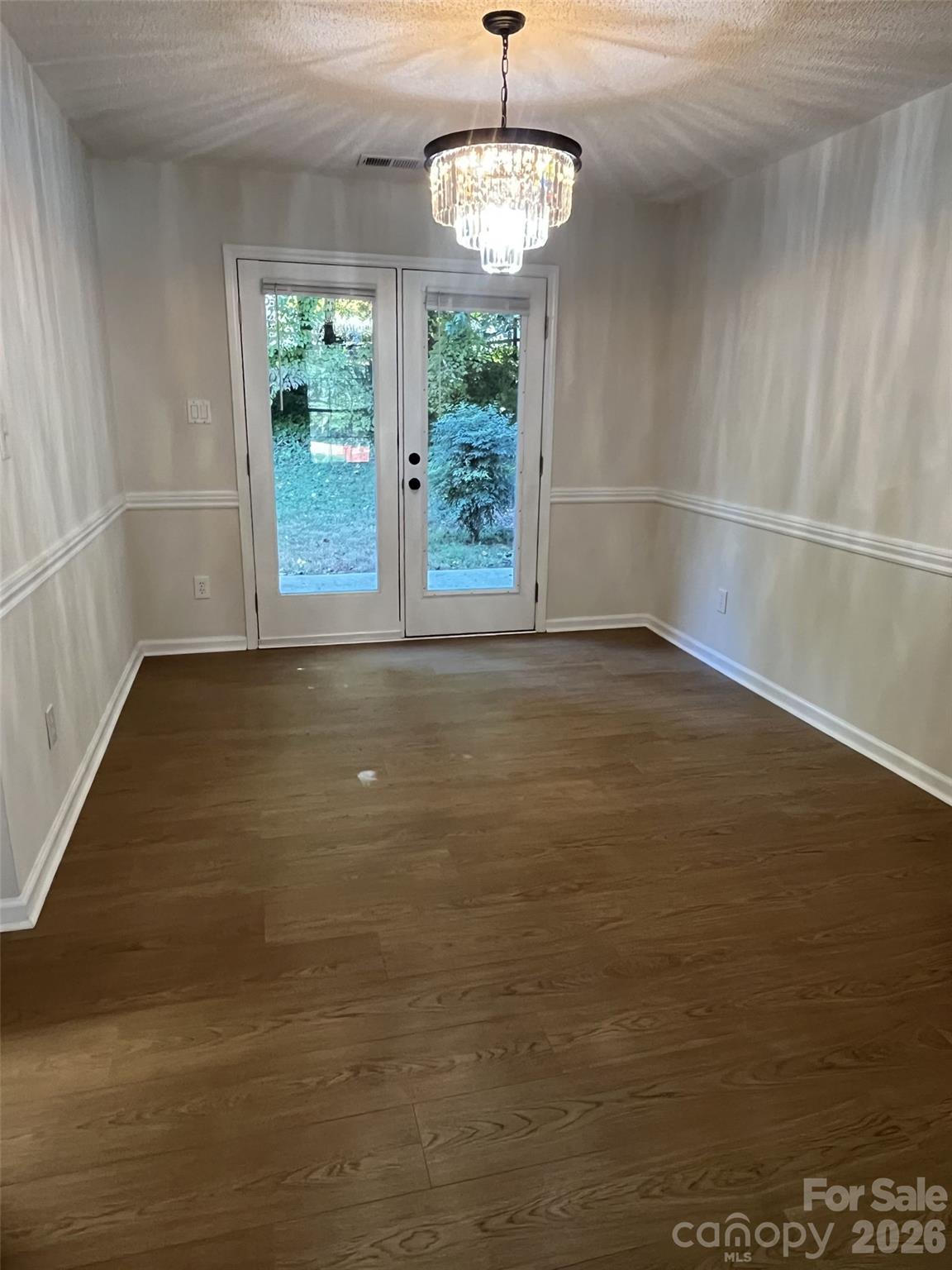 5326 Groveton Court Property Photo 8
