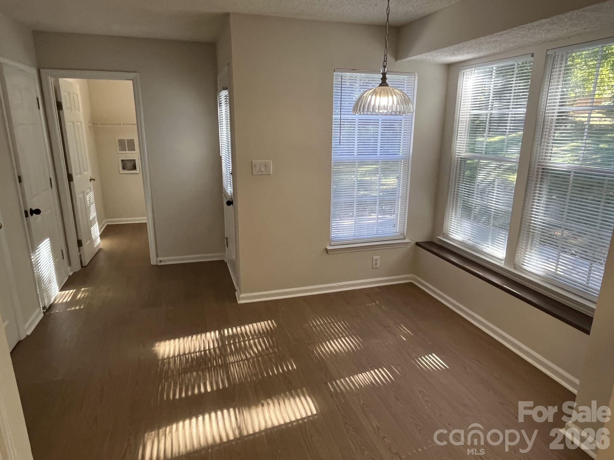 5326 Groveton Court Property Photo 11