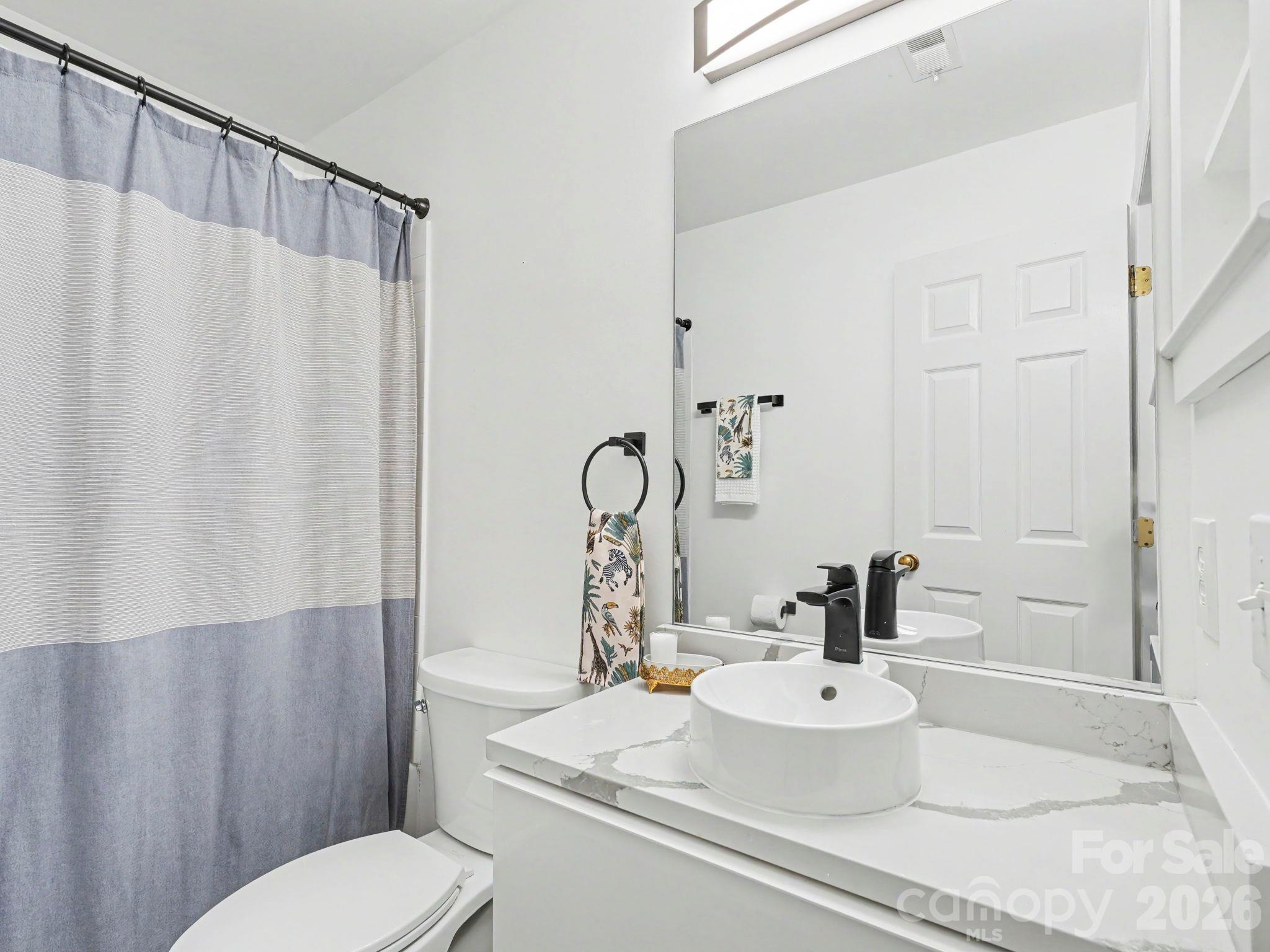 6000 Gray Gate Lane I Property Photo 8