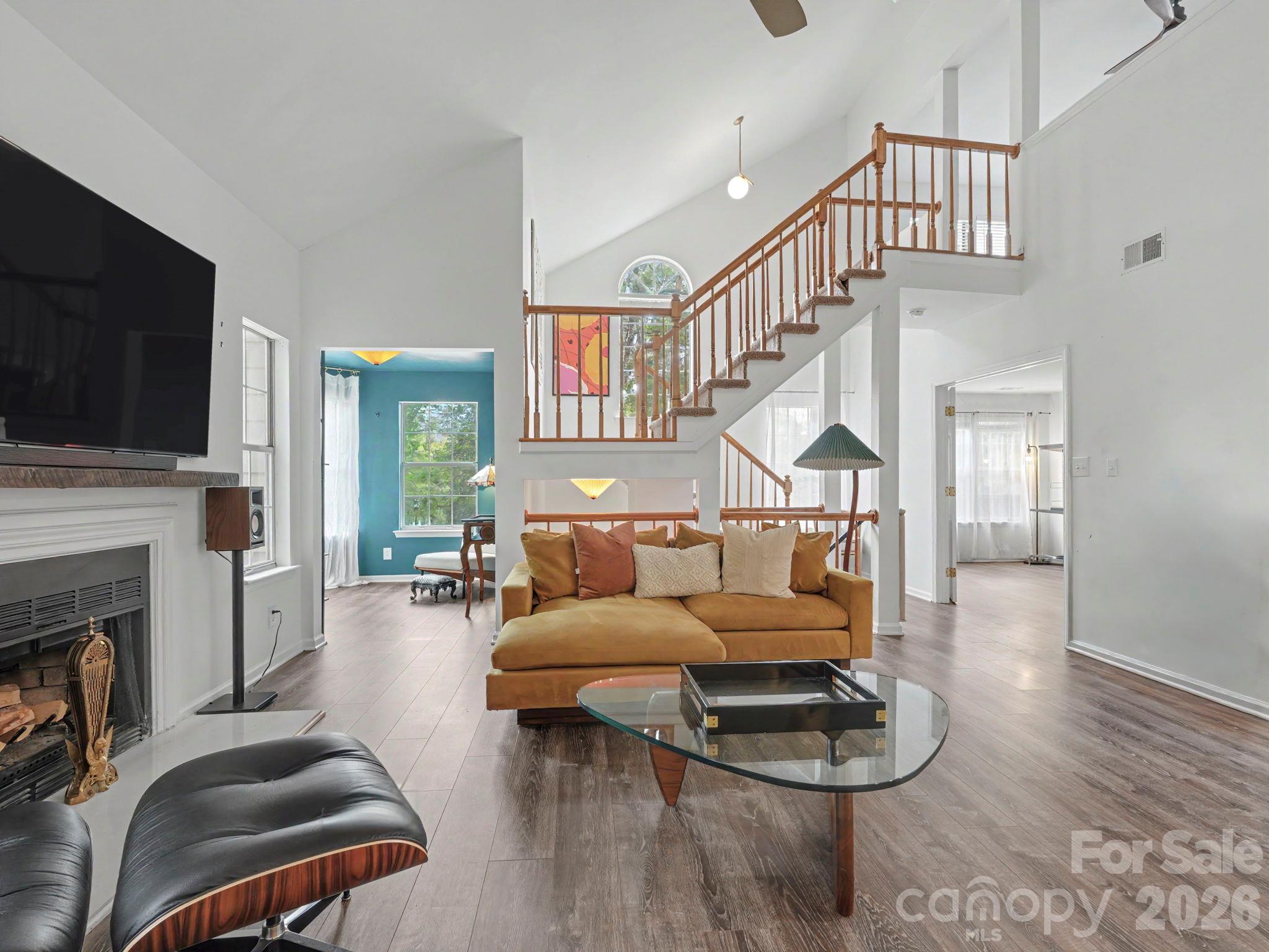 6000 Gray Gate Lane I Property Photo 11