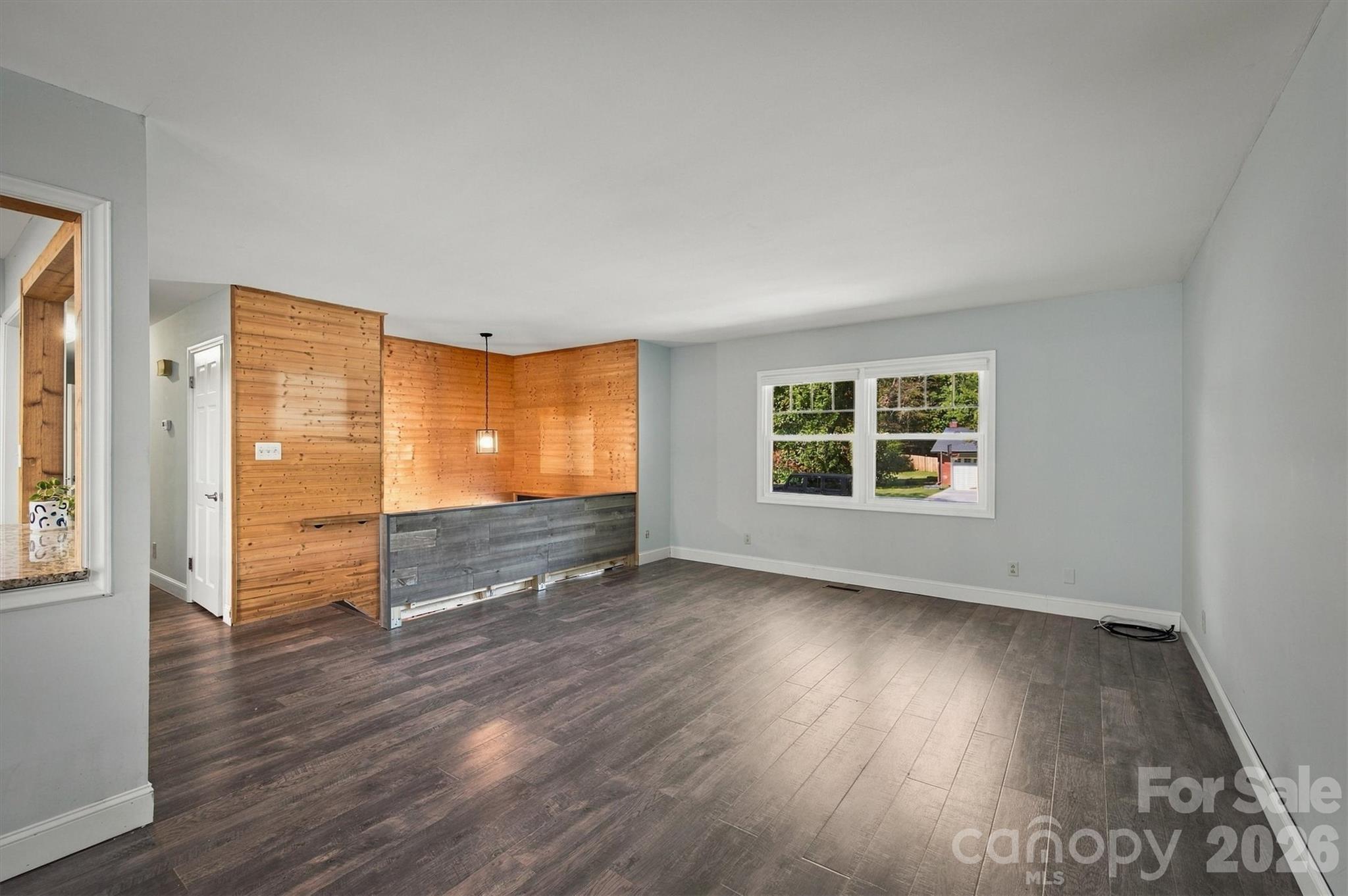 108 Inglewood Drive Property Photo 9