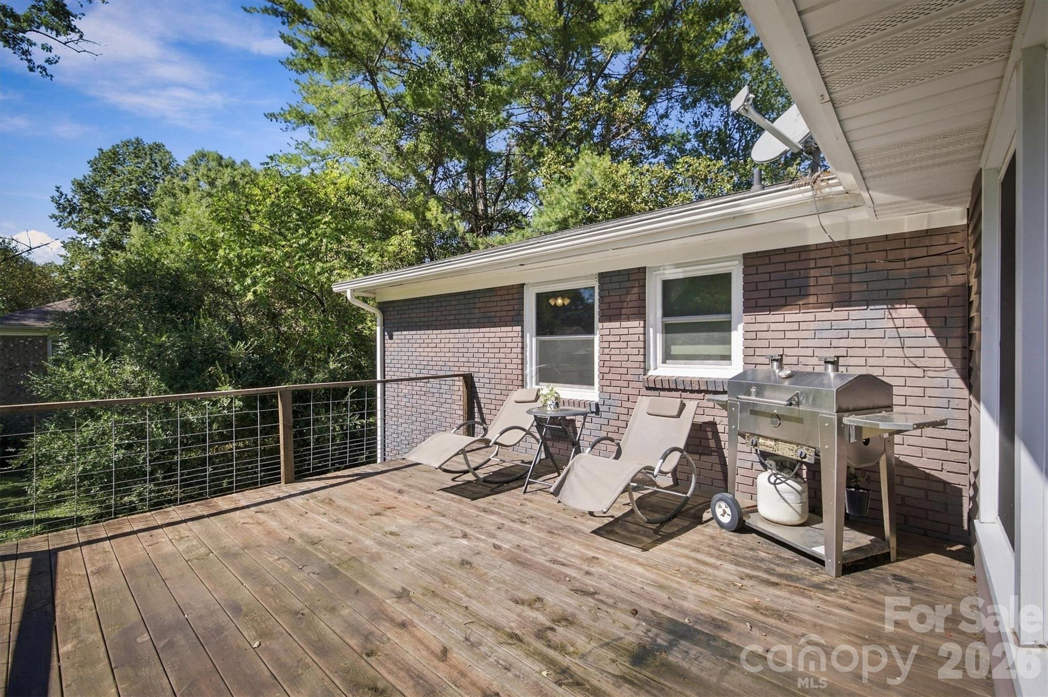 108 Inglewood Drive Property Photo 16