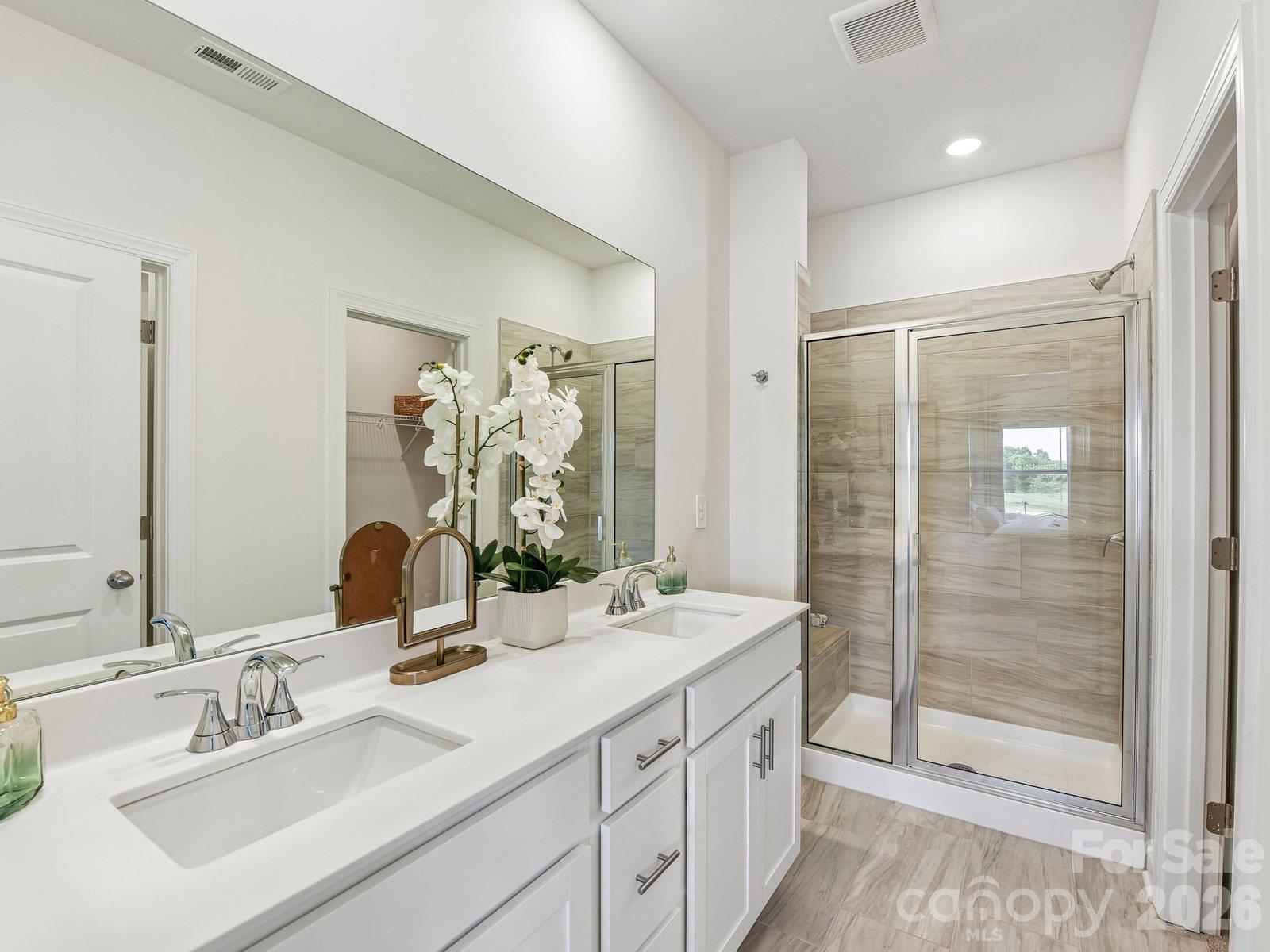 2625 Celestial Drive Property Photo 10