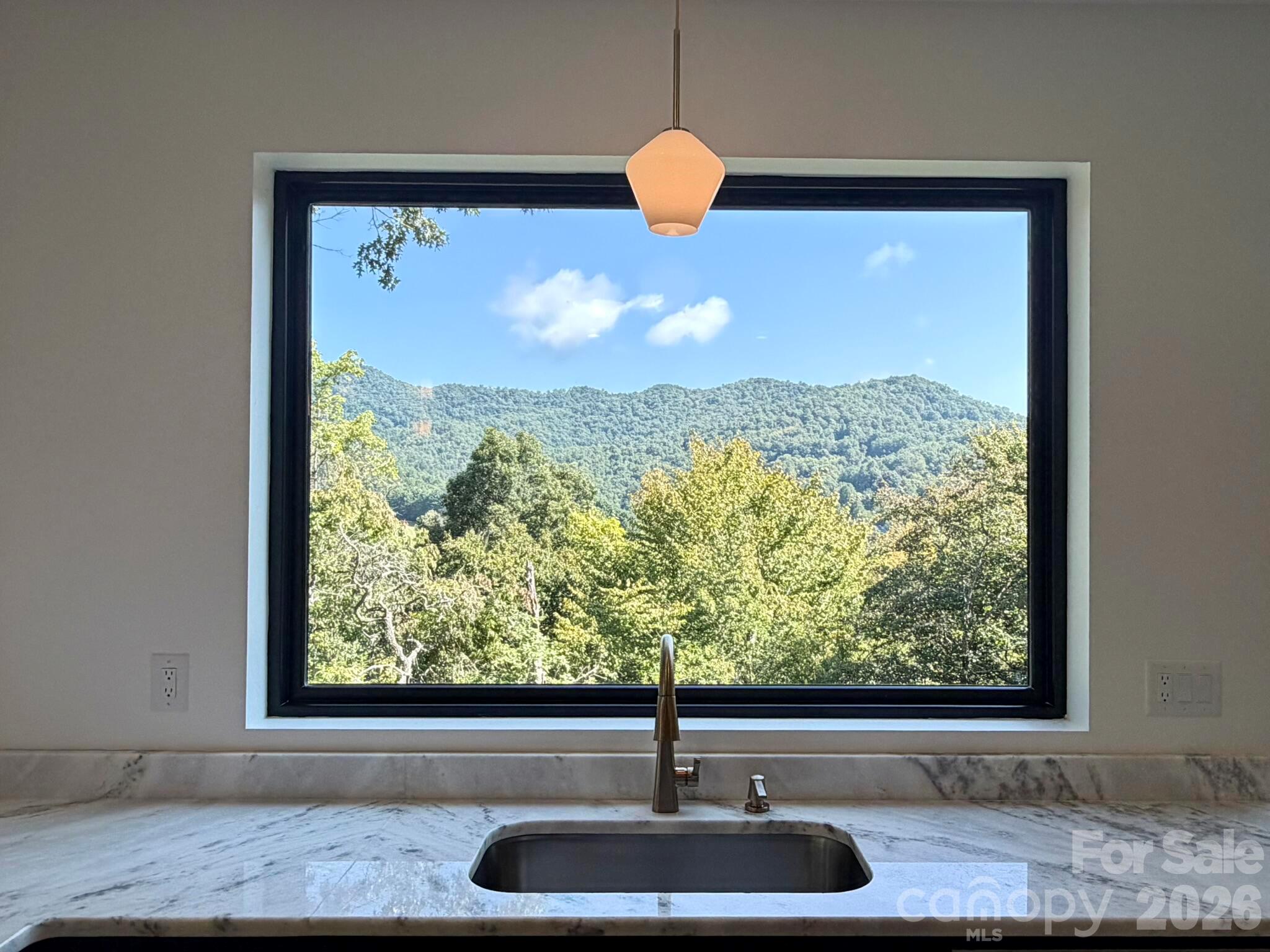 70 Knobby Lane Property Photo 6