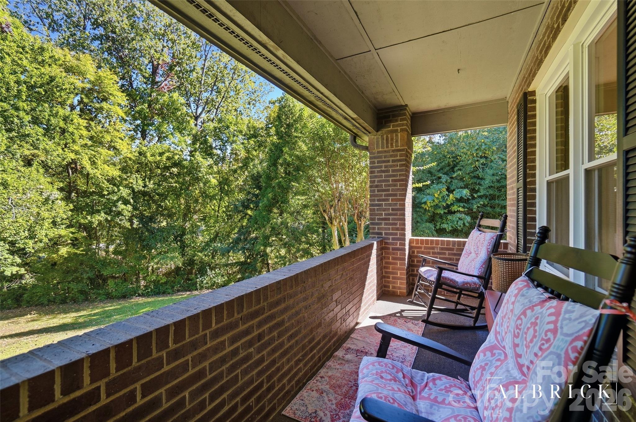 1419 Dennbriar Drive Property Photo 3