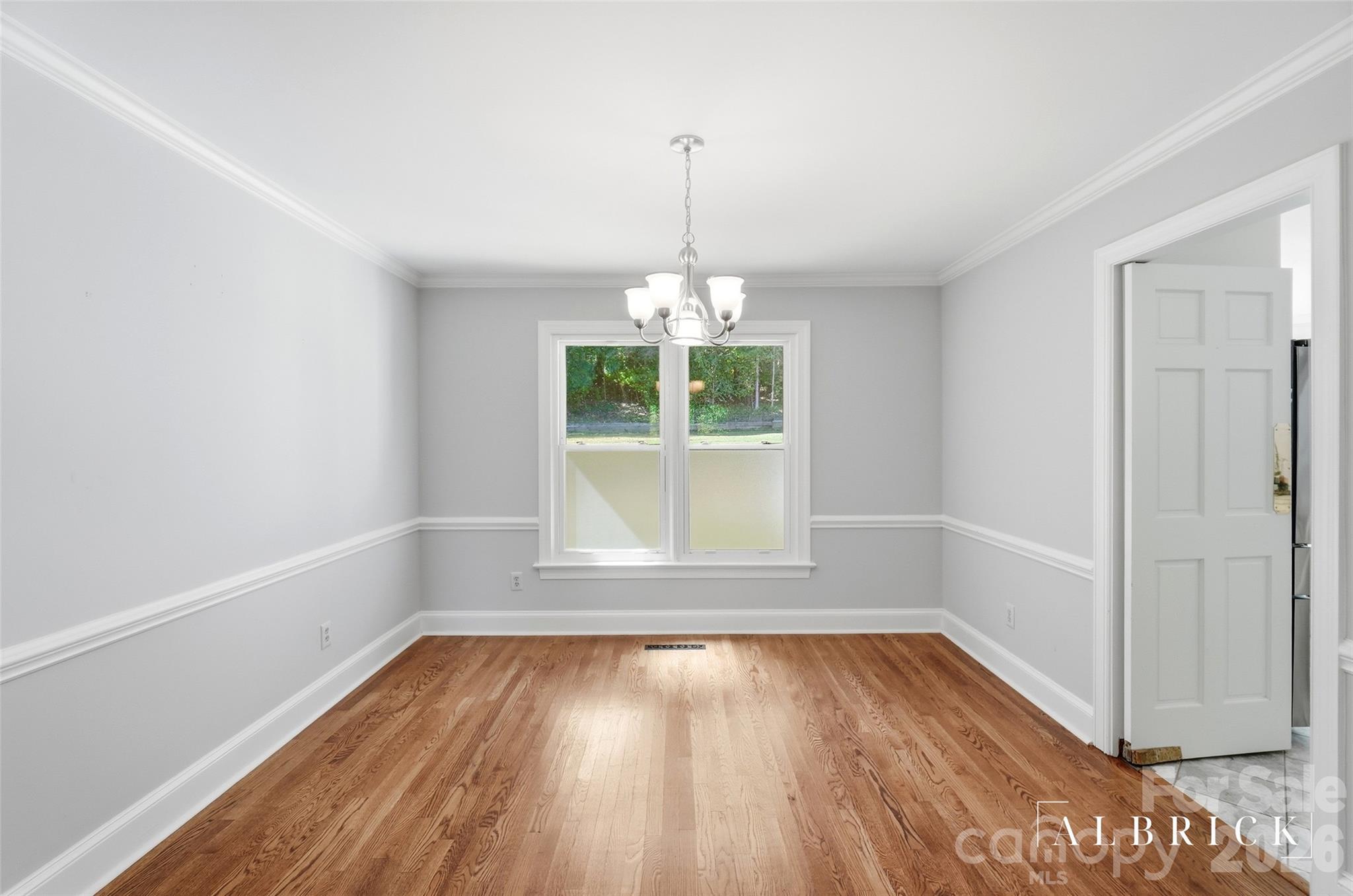 1419 Dennbriar Drive Property Photo 6