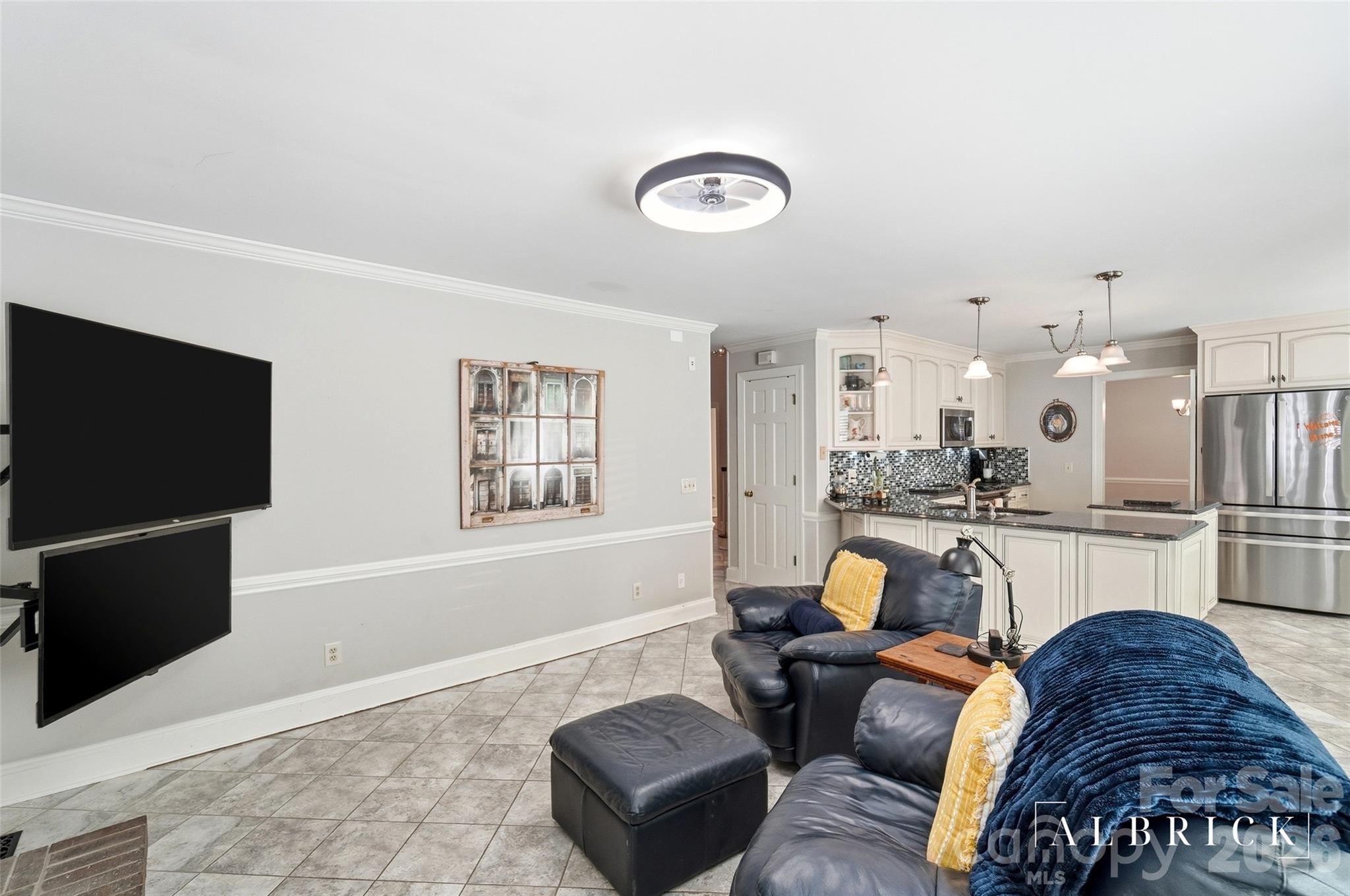 1419 Dennbriar Drive Property Photo 11
