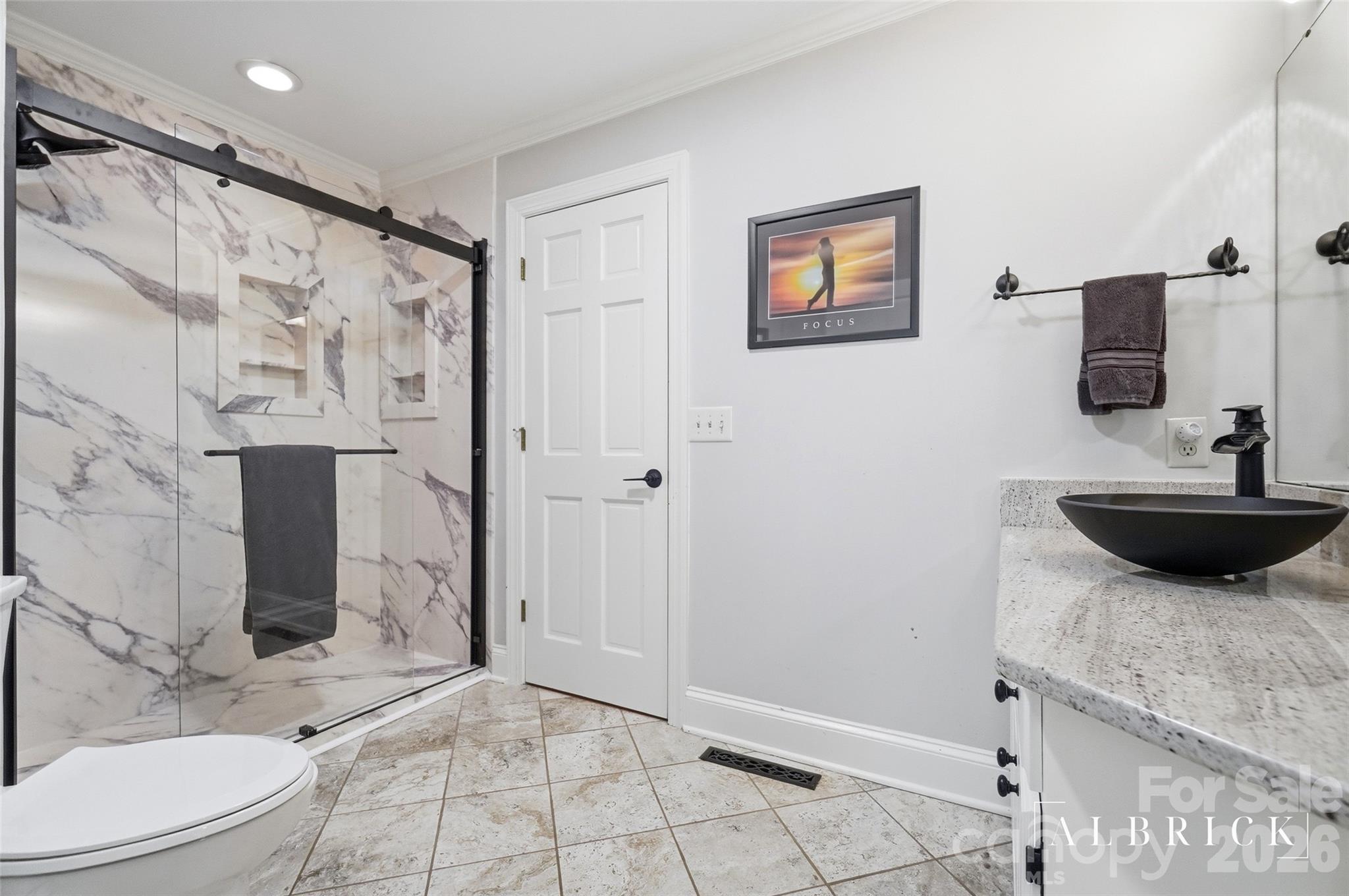 1419 Dennbriar Drive Property Photo 13