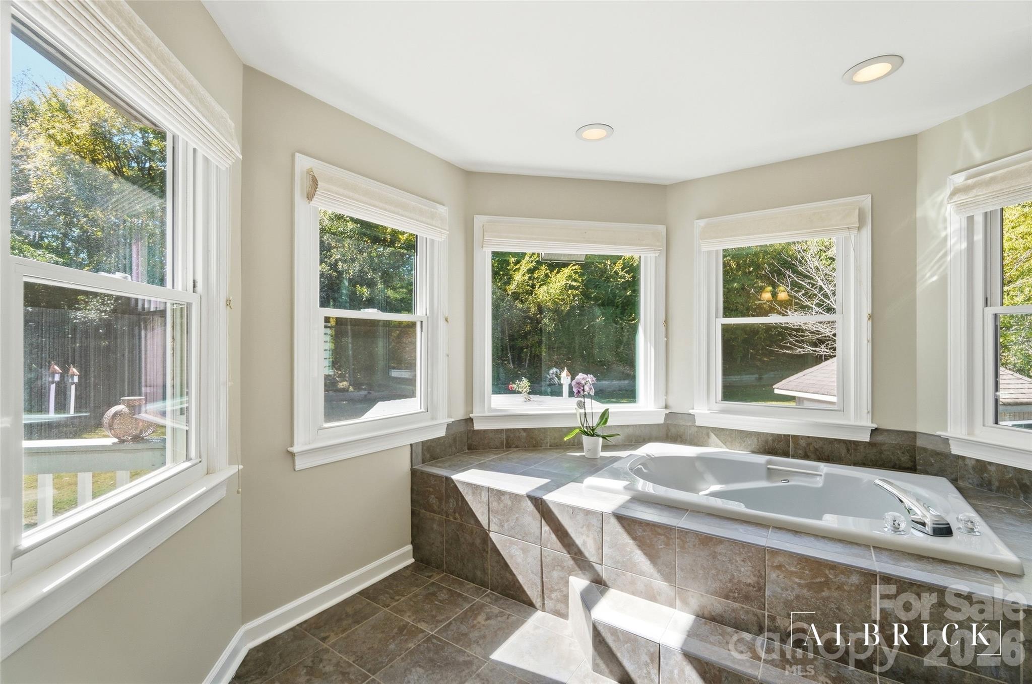 1419 Dennbriar Drive Property Photo 18