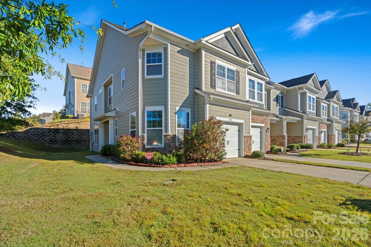 6556 Harris River Way Property Photo 1