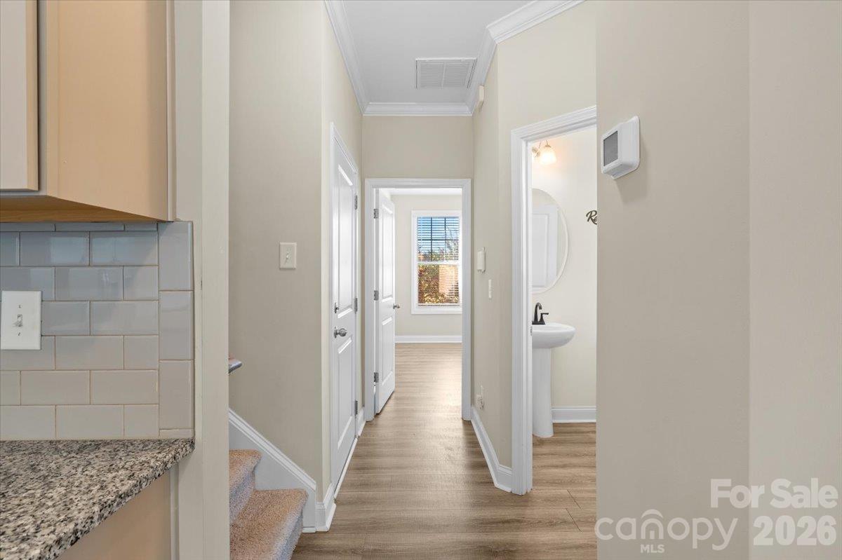 6556 Harris River Way Property Photo 11