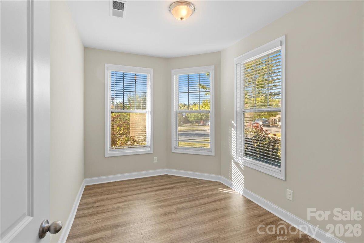 6556 Harris River Way Property Photo 12