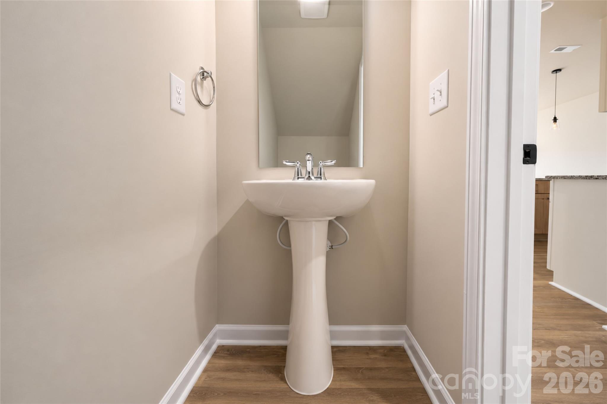 3107 Aberleaf Lane Property Photo 9