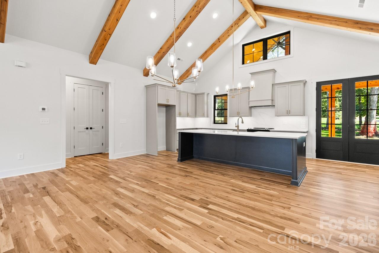 1922 Clay Hill Lane Property Photo 6
