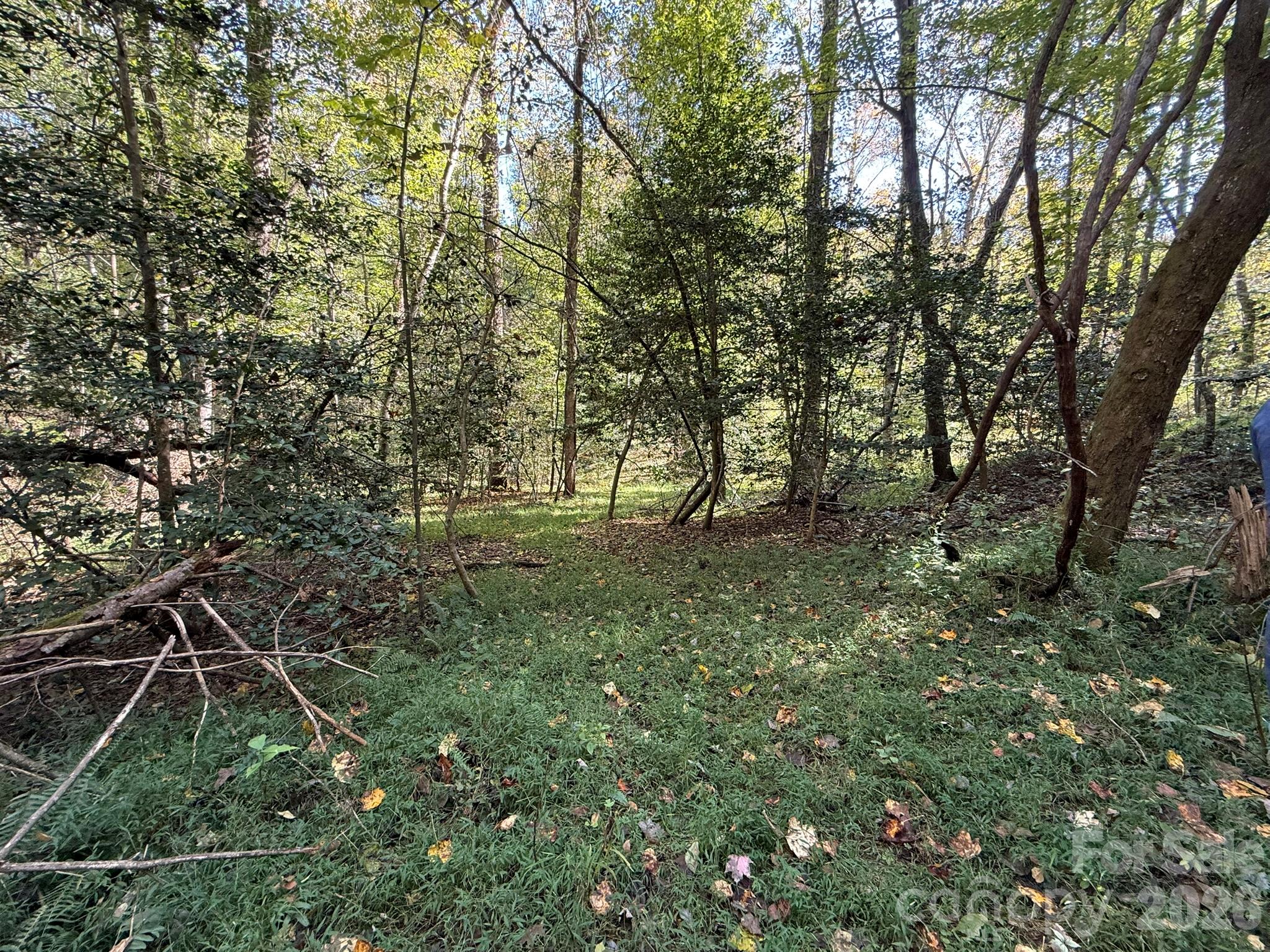 V/l Secluded Circle Property Photo 29