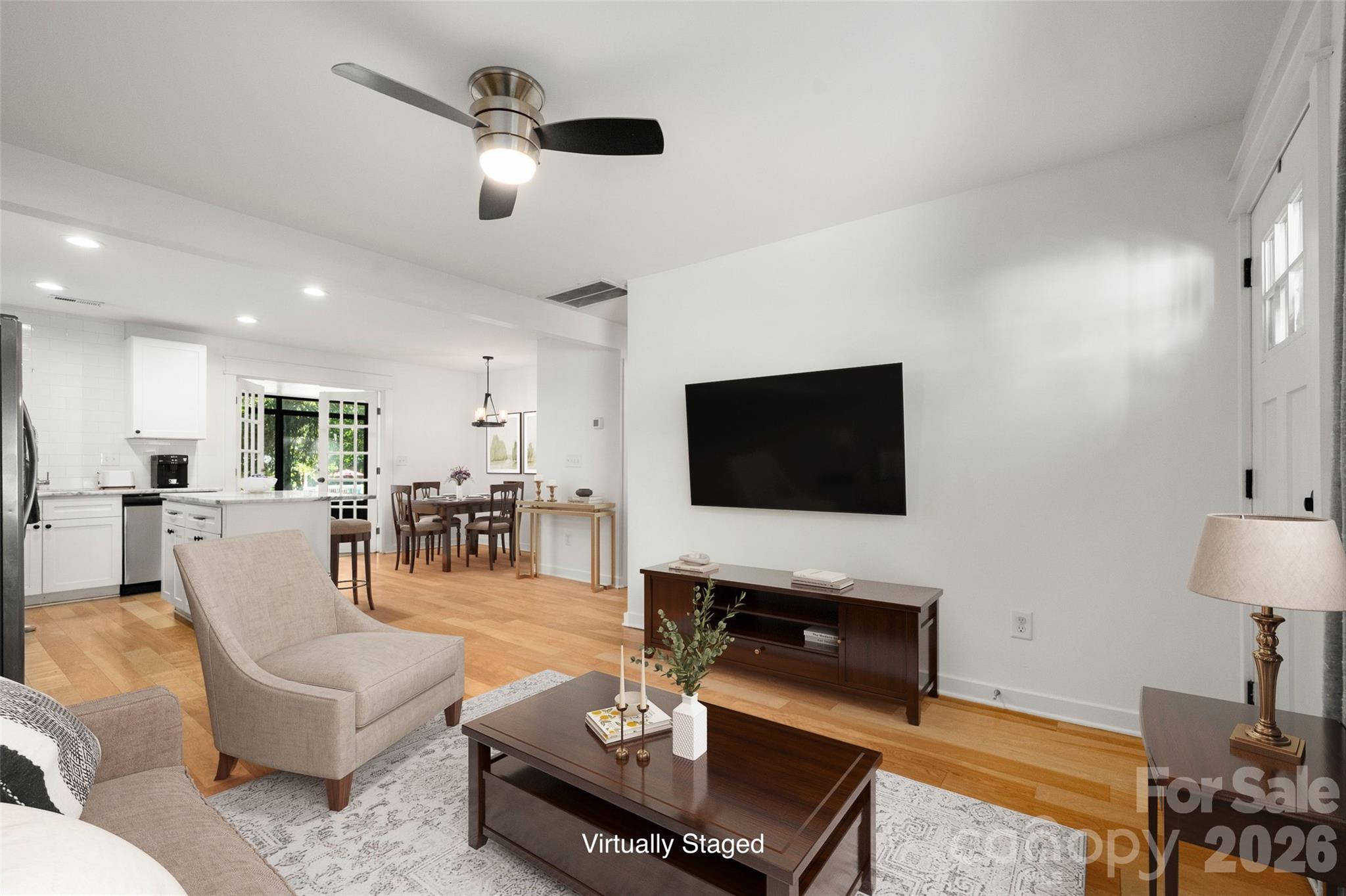 4238 Dowling Drive Property Photo 4