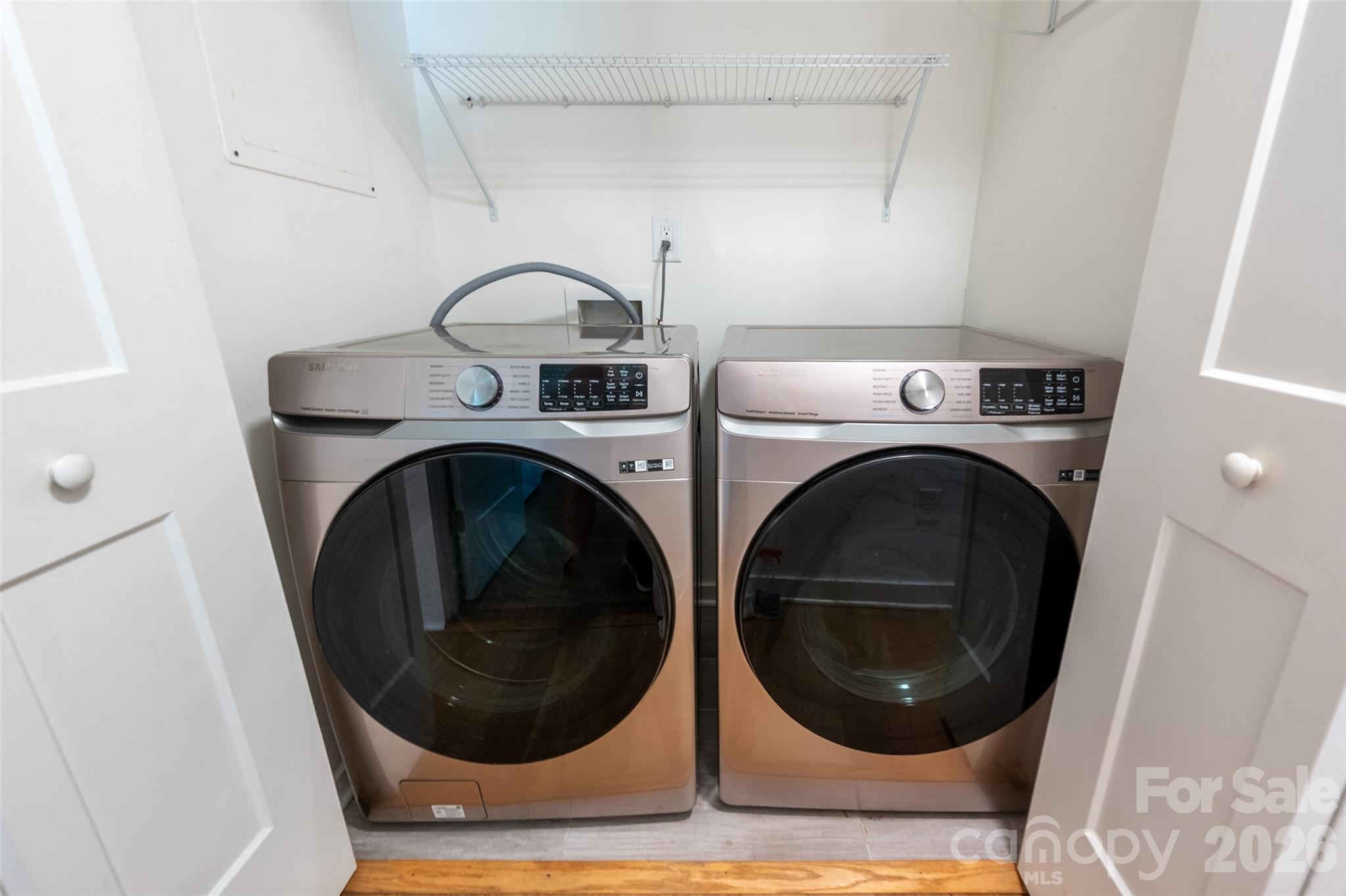 4238 Dowling Drive Property Photo 15