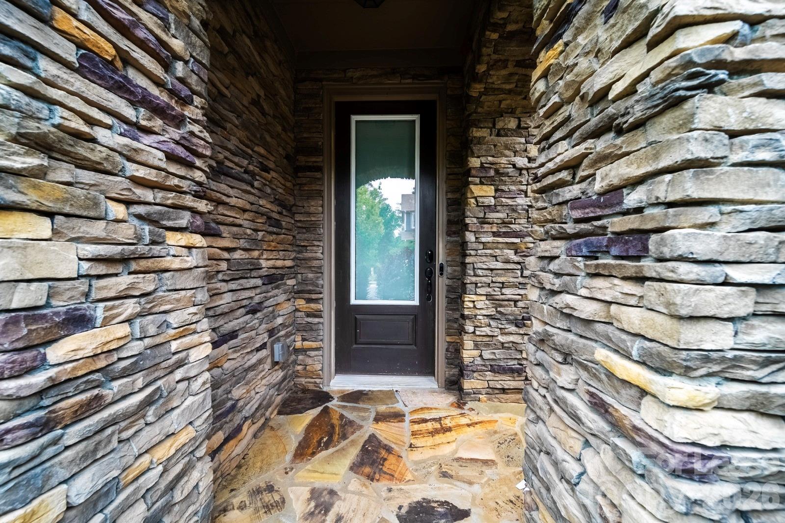1190 Arges River Drive Property Photo 4